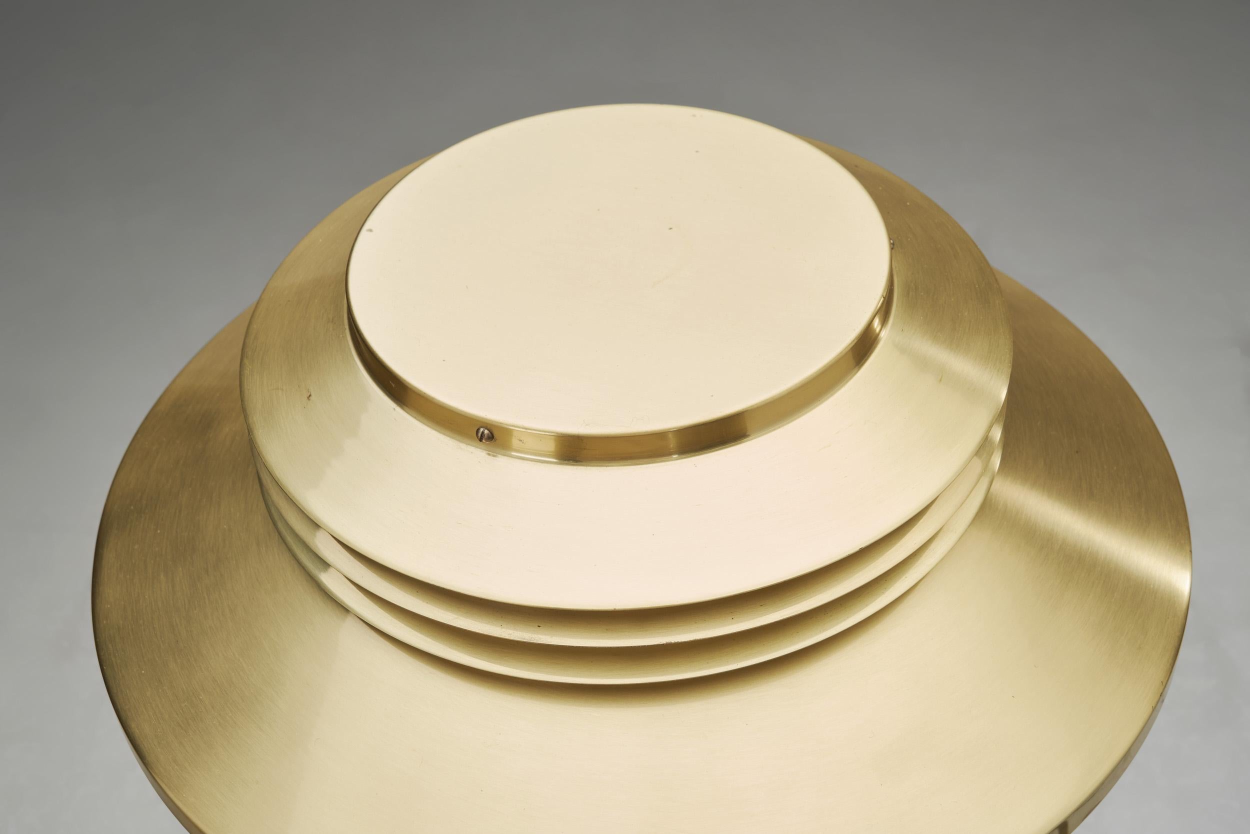 Lampe de table en laiton Hans-Agne Jakobsson pour Agnes, Suède Milieu du XXe siècle en vente 2