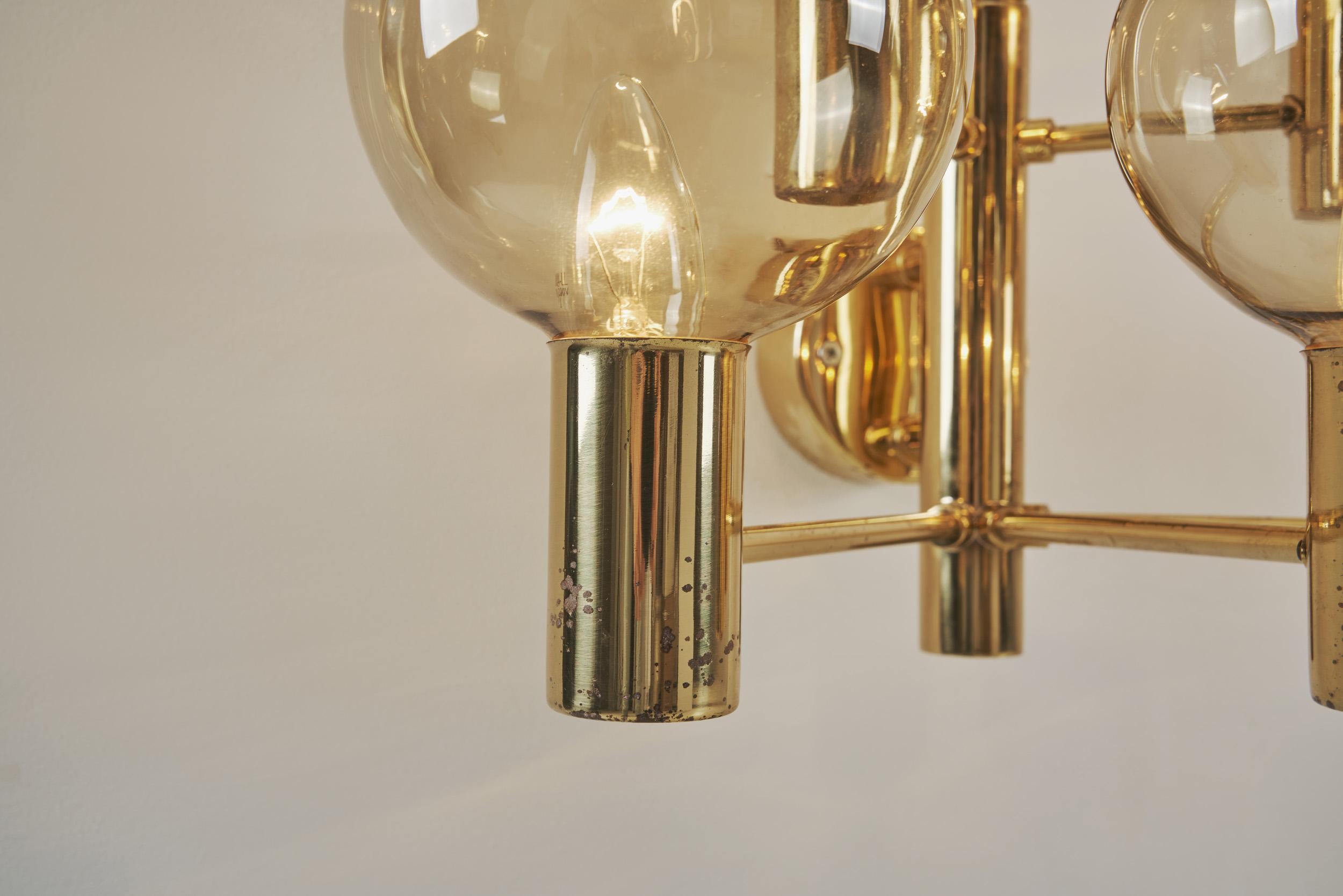 Hans-Agne Jakobsson Brass Wall Lamps with Smoked Glass Shades, Sweden 1960s For Sale 6