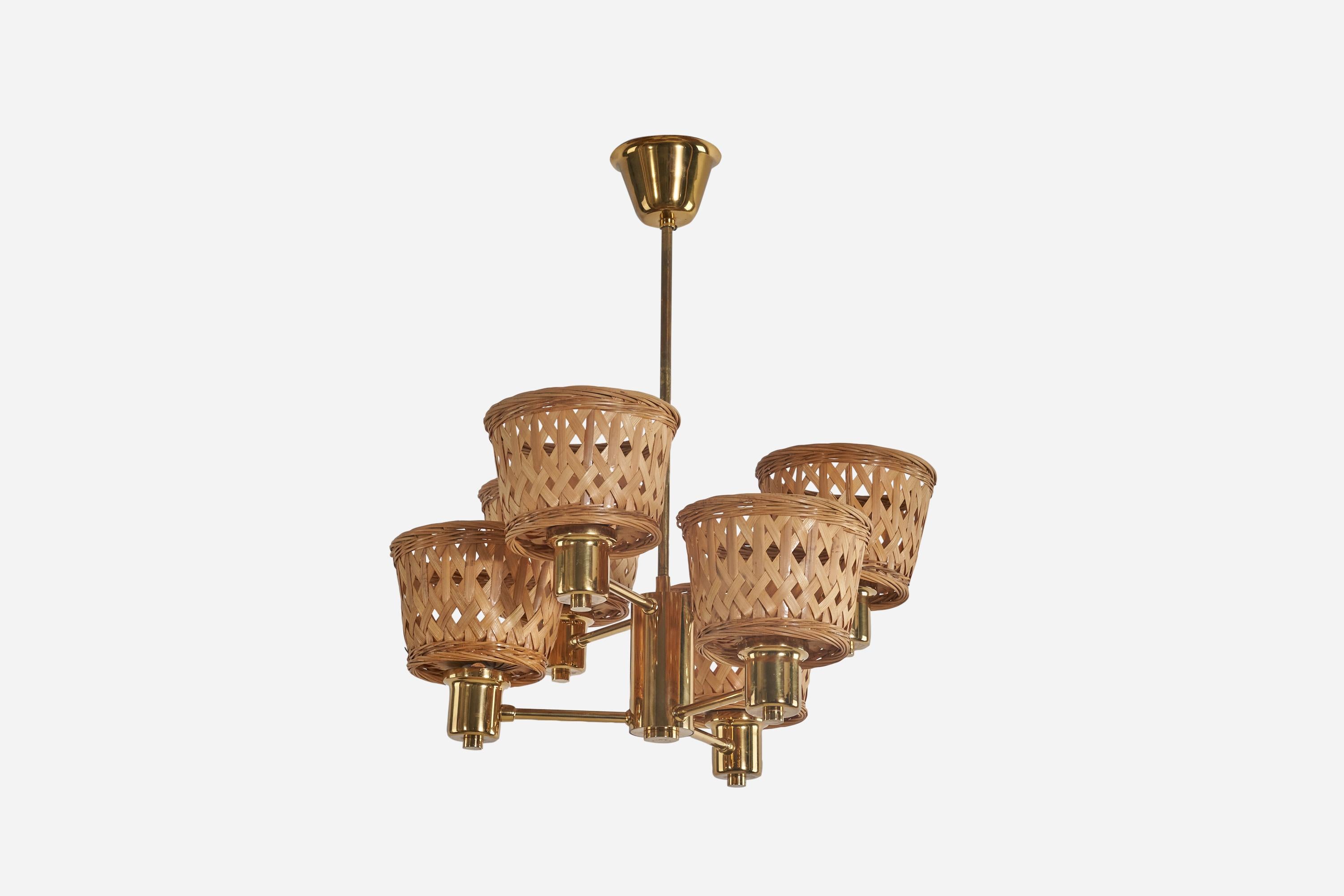 Hans-Agne Jakobsson, Chandelier, Brass, Rattan, Sweden, 1960s In Good Condition For Sale In High Point, NC