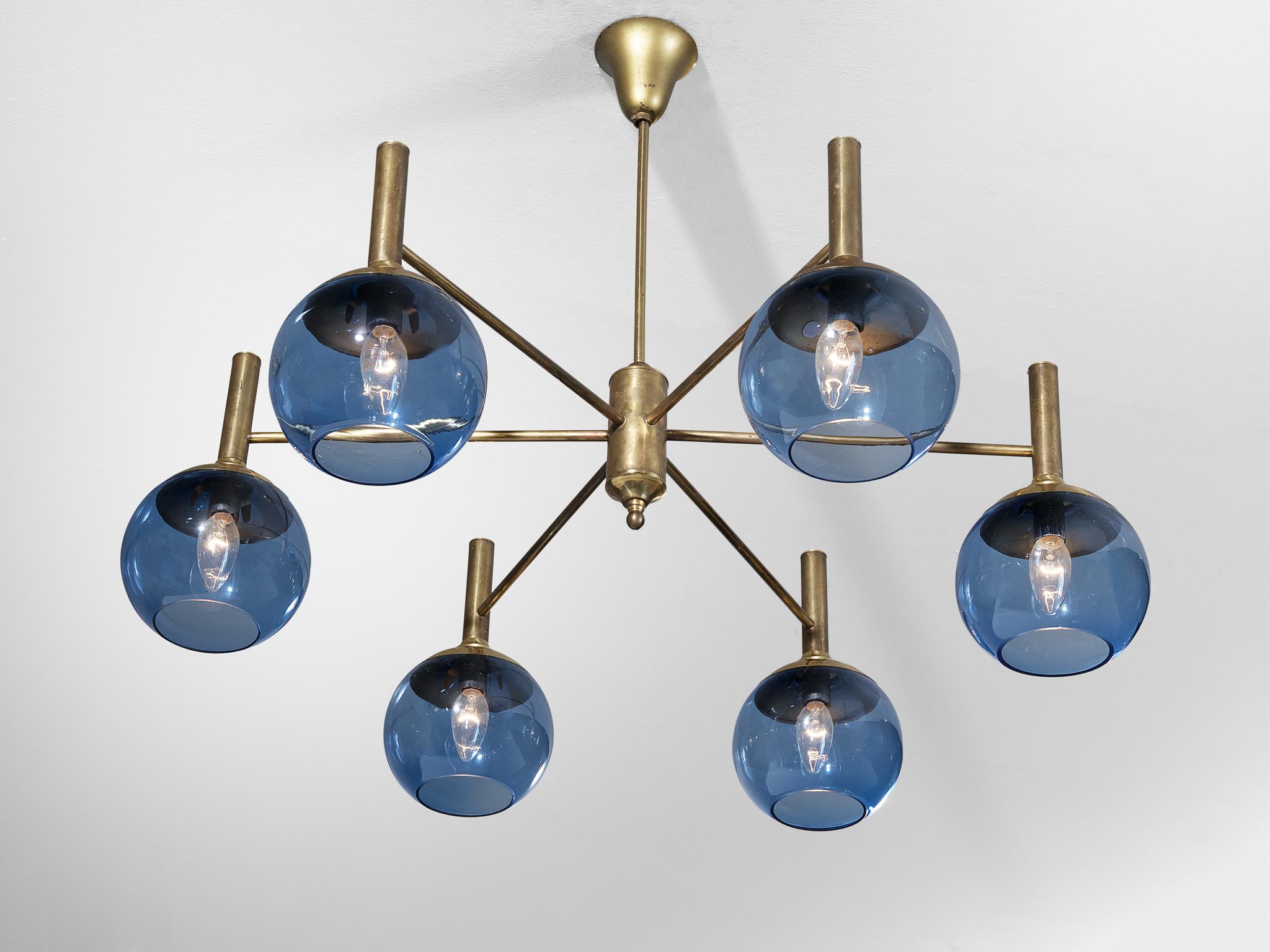 Hans-Agne Jakobsson Chandelier in Brass with Blue Shades  In Good Condition In Waalwijk, NL