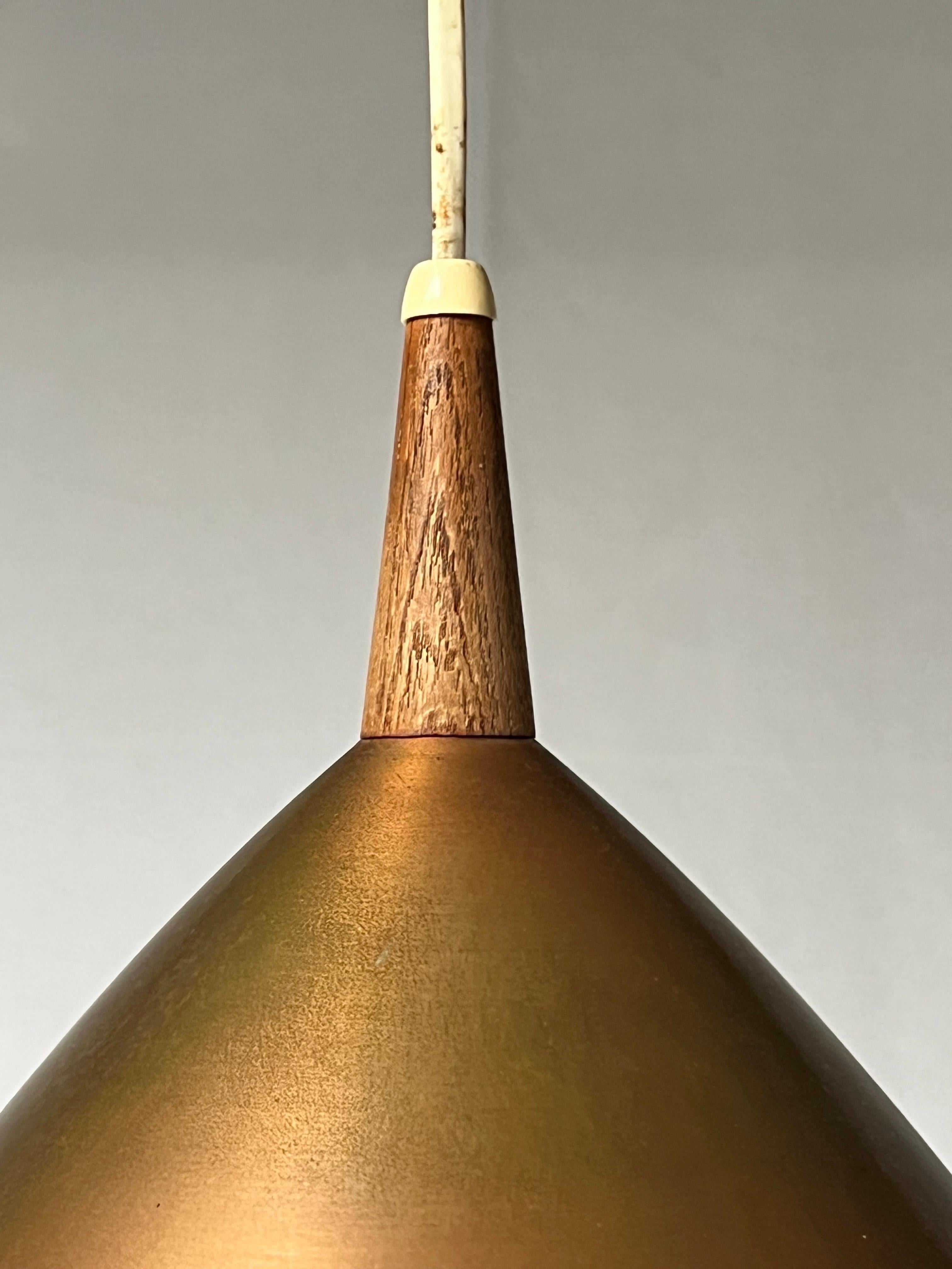 Fatto a mano Lampada a sospensione in rame di Hans-Agne Jakobsson, metà del secolo scorso, Svezia, anni '50 in vendita