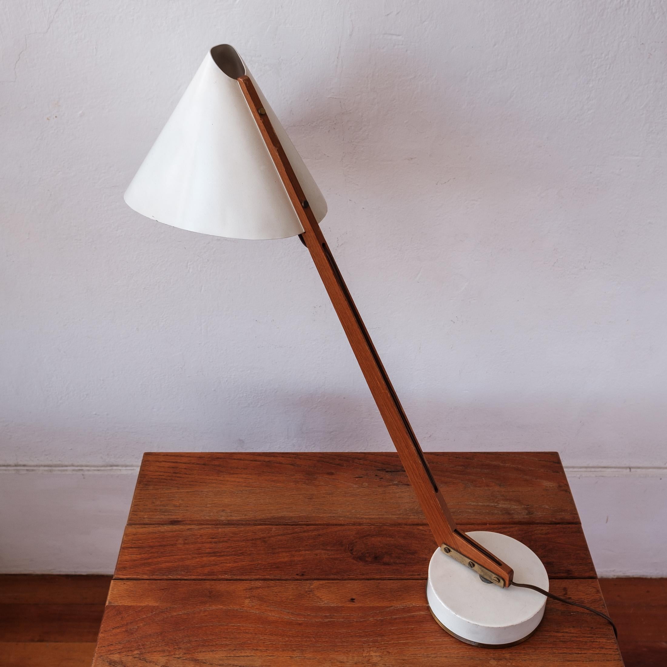 Scandinavian Modern Hans-Agne Jakobsson Desk Lamp for Markaryd, 1950s