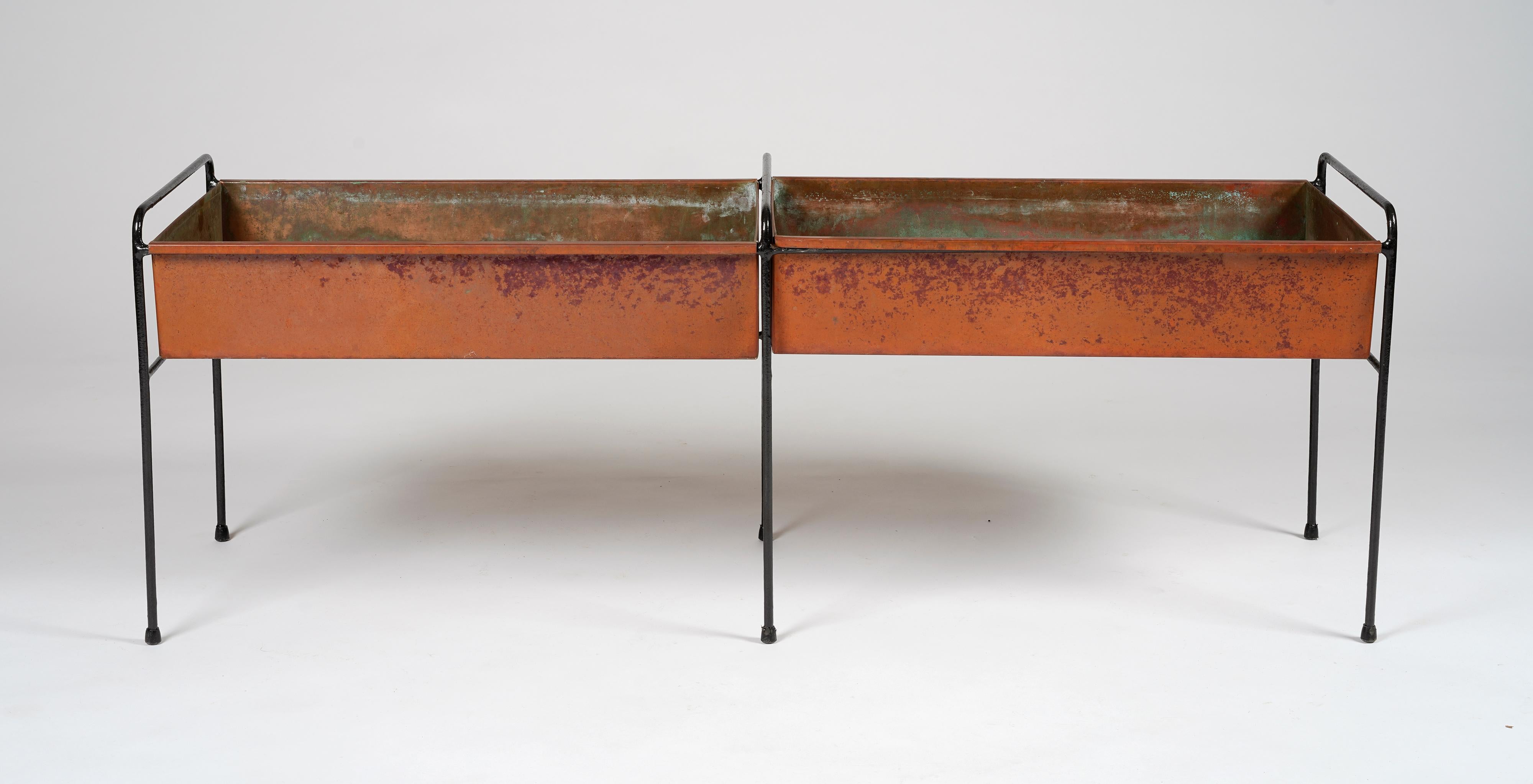 Scandinave moderne Table à fleurs à double section en cuivre Hans-Agne Jakobsson, années 1960 en vente