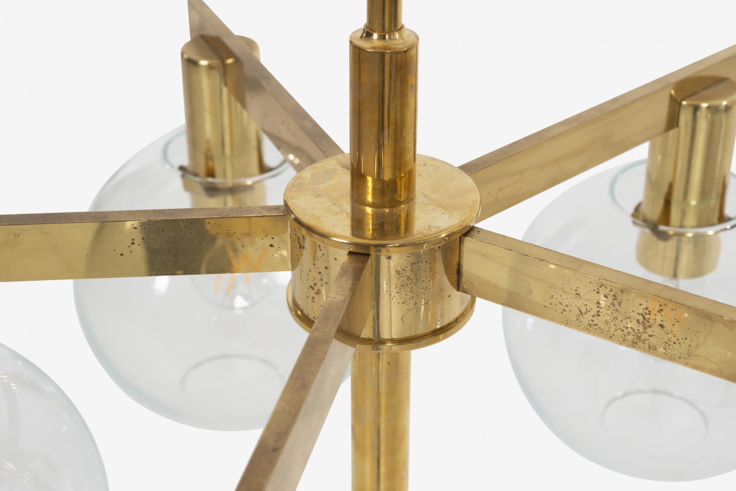 Hans-Agne Jakobsson Five Globe Pastoral Chandelier In Good Condition For Sale In Chicago, IL