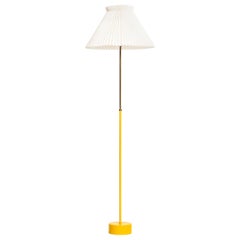 Lampada da terra Hans-Agne Jakobsson di Hans-Agne Jakobsson AB in Markaryd, Svezia