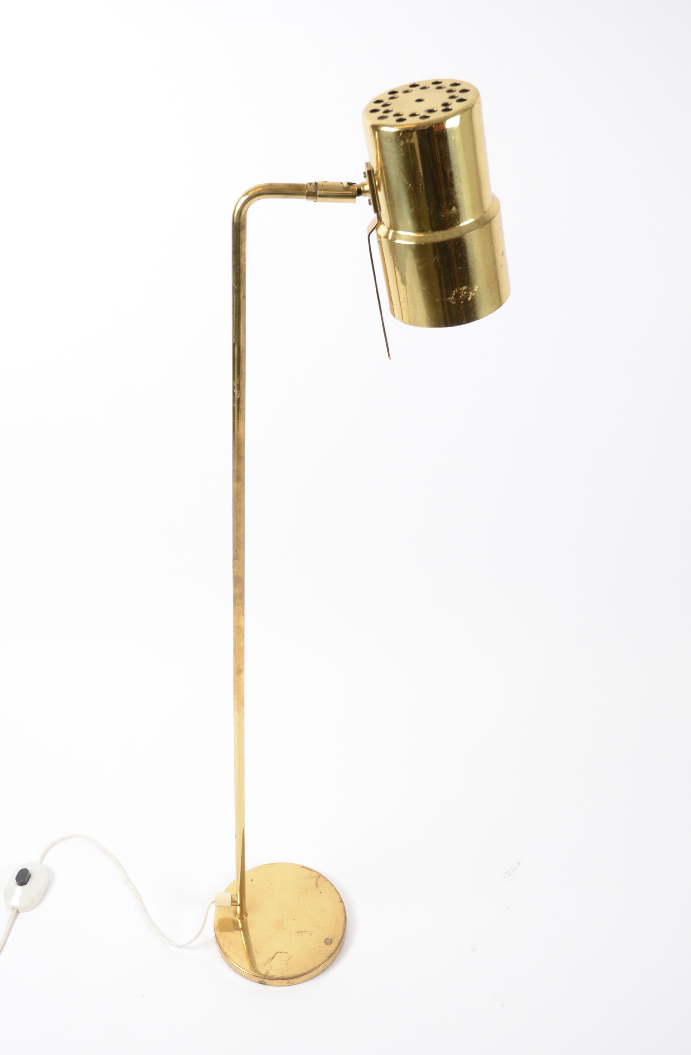 Hans Agne Jakobsson, Floor Lamp Mod. G-154 In Good Condition In Stockholm, SE