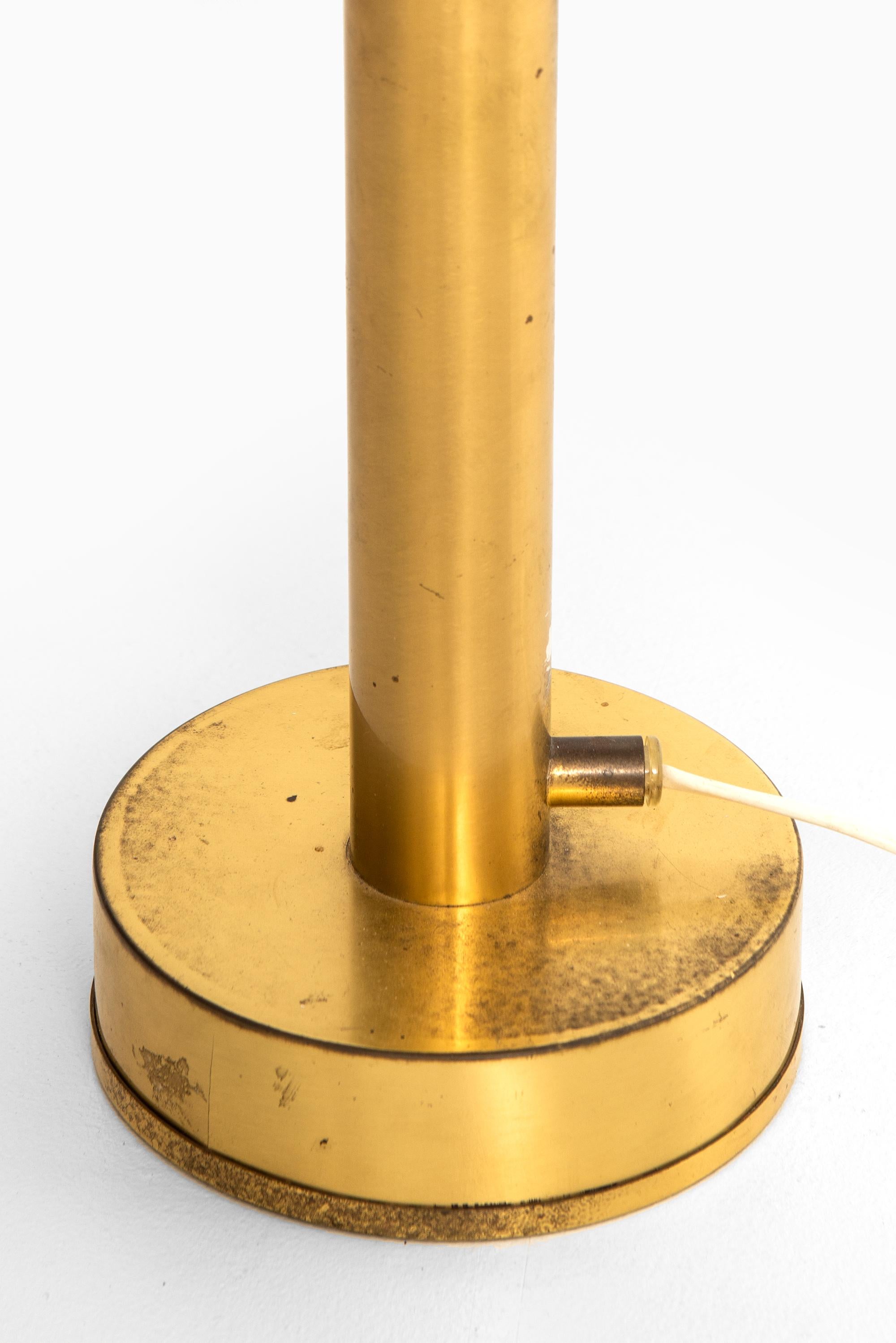 Brass Hans-Agne Jakobsson Floor Lamp Model G-81 by Hans-Agne Jakobsson AB in Sweden