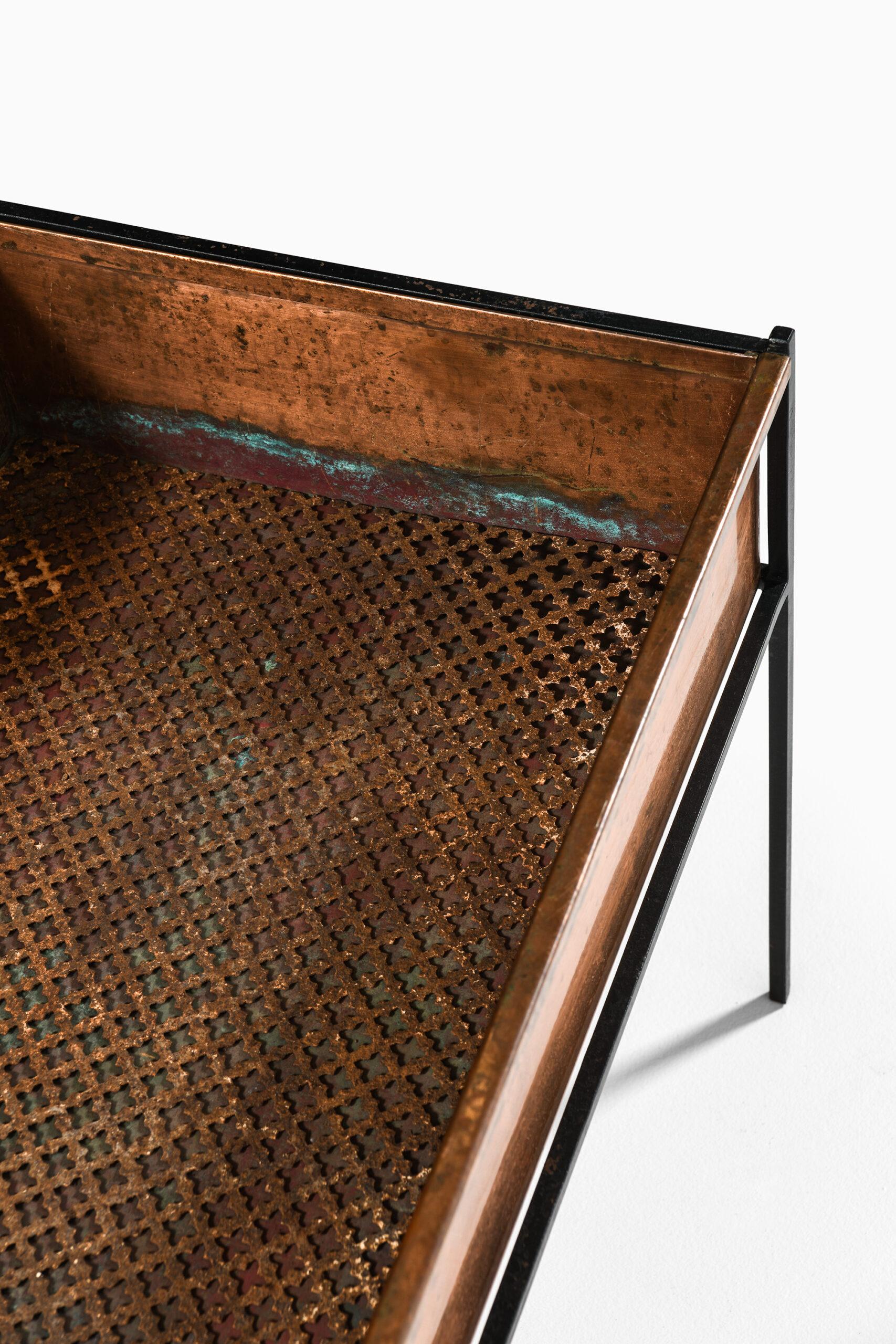 Scandinave moderne Table à fleurs Hans-Agne Jakobsson par Hans-Agne Jakobsson AB à Markaryd, Suède en vente