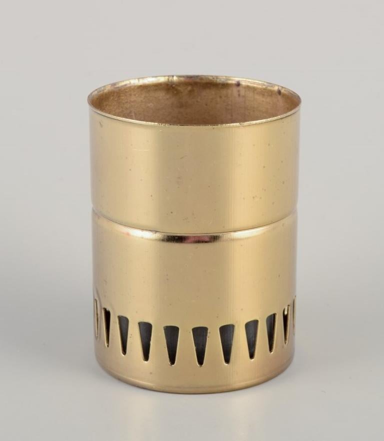 Hans-Agne Jakobsson for A/B Markaryd. Candle holder in brass and red glass. In Excellent Condition In København, Copenhagen