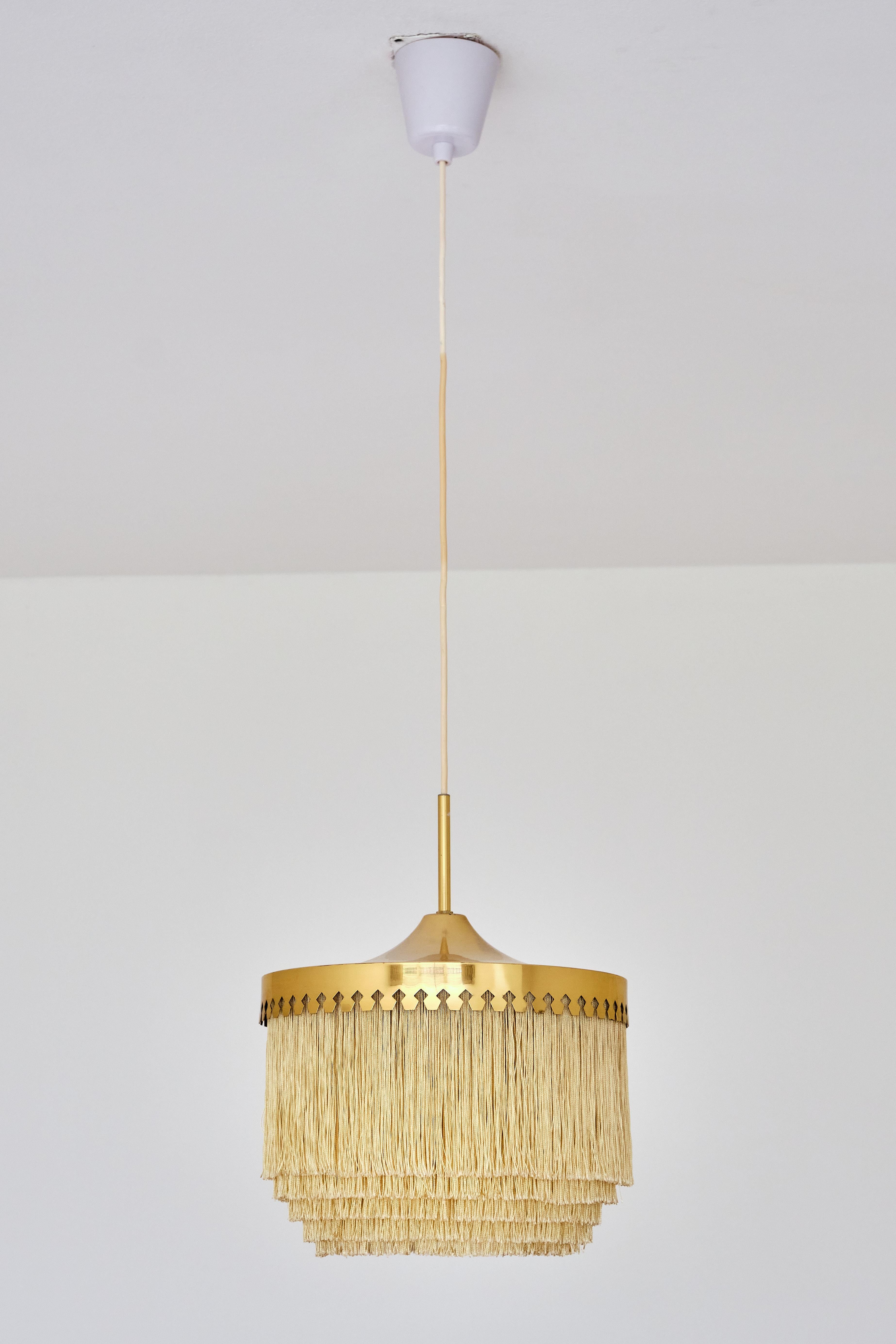 Hans-Agne Jakobsson Fringe Pendant Light, Brass and Silk, Sweden, 1960s 7