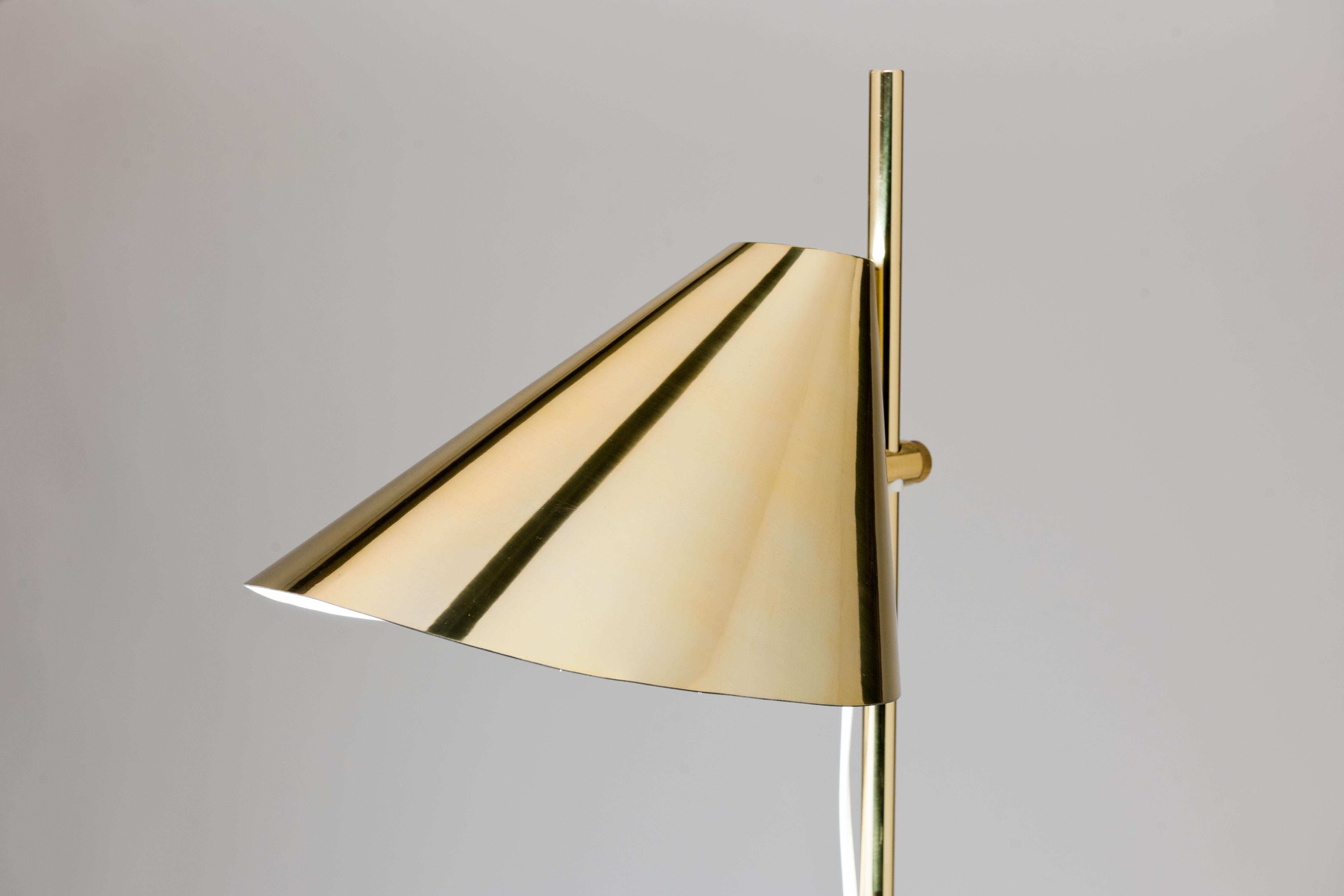 Hans Agne Jakobsson G185 Cone Shape Floor Lamp by Markaryd Sweden In Good Condition In Utrecht, NL
