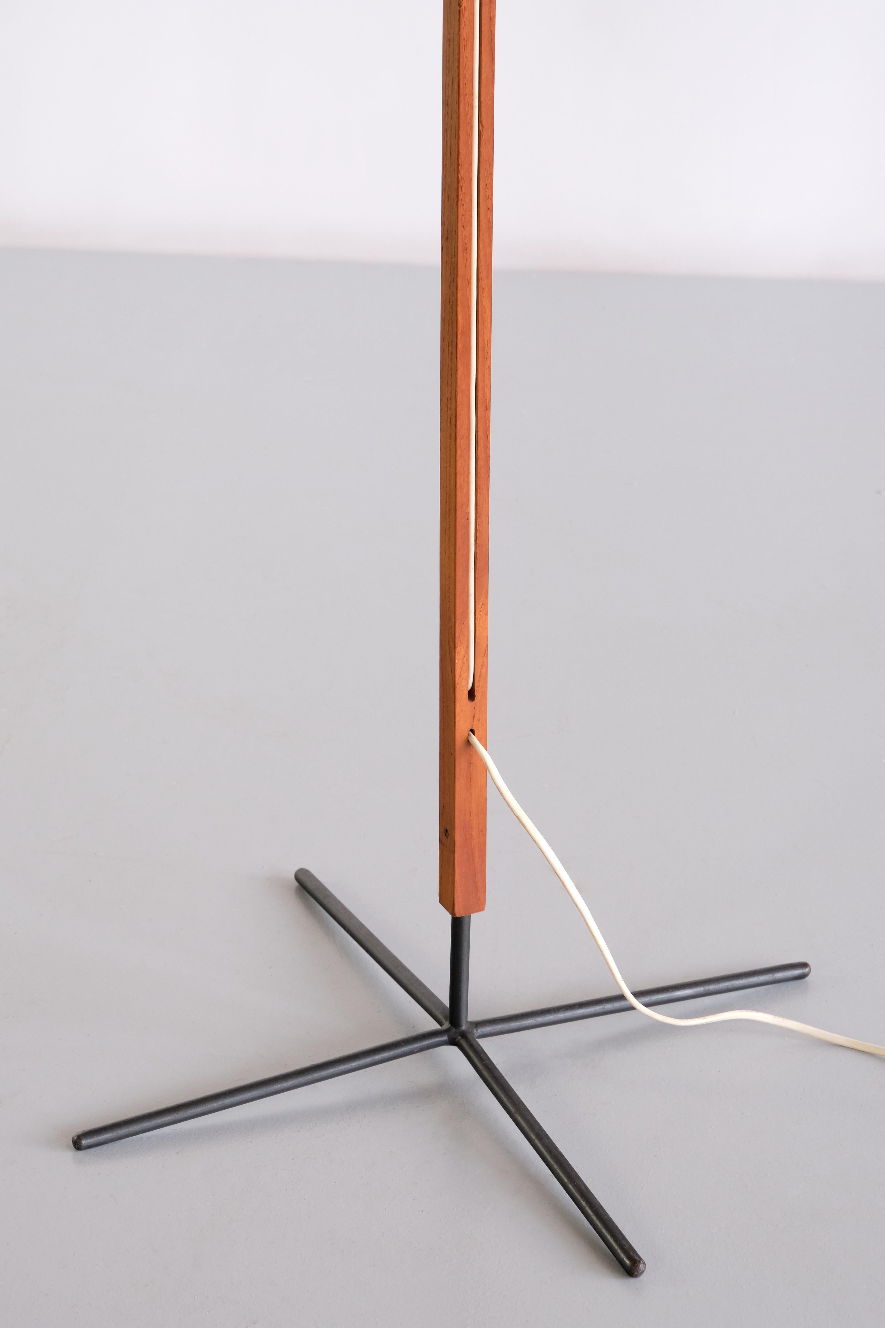 Scandinavian Modern Hans Agne Jakobsson 'G35' Floor Lamp in Teak and Iron, Markaryd, Sweden, 1960s For Sale