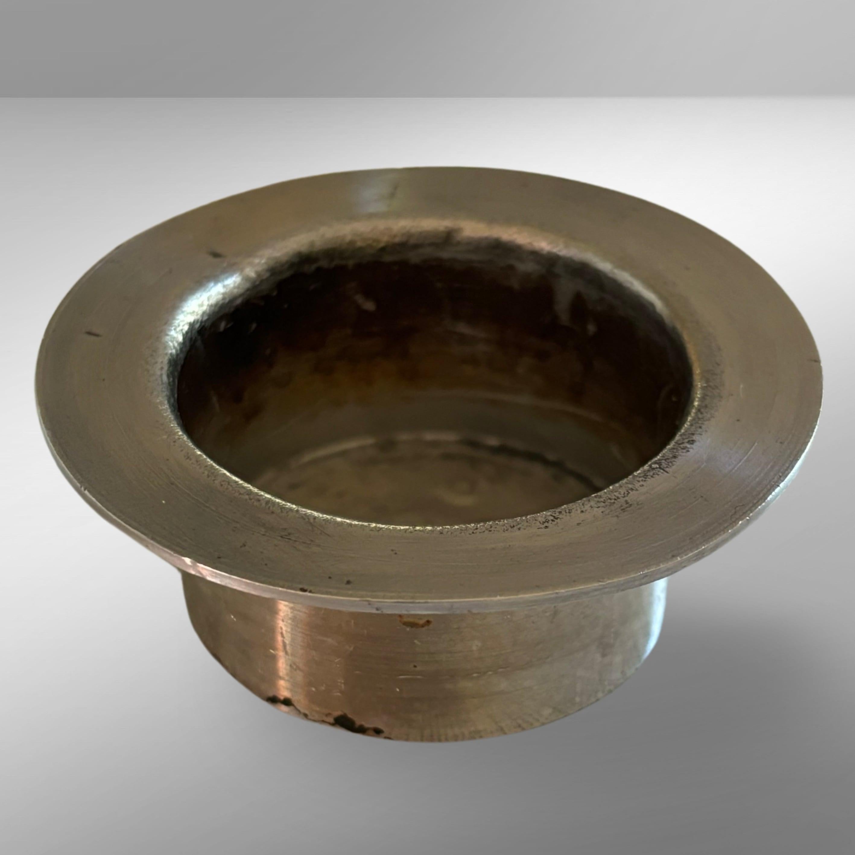 Hans-Agne Jakobsson lantern L163, candle tealight, glass and brass, Sweden, 1960 For Sale 3