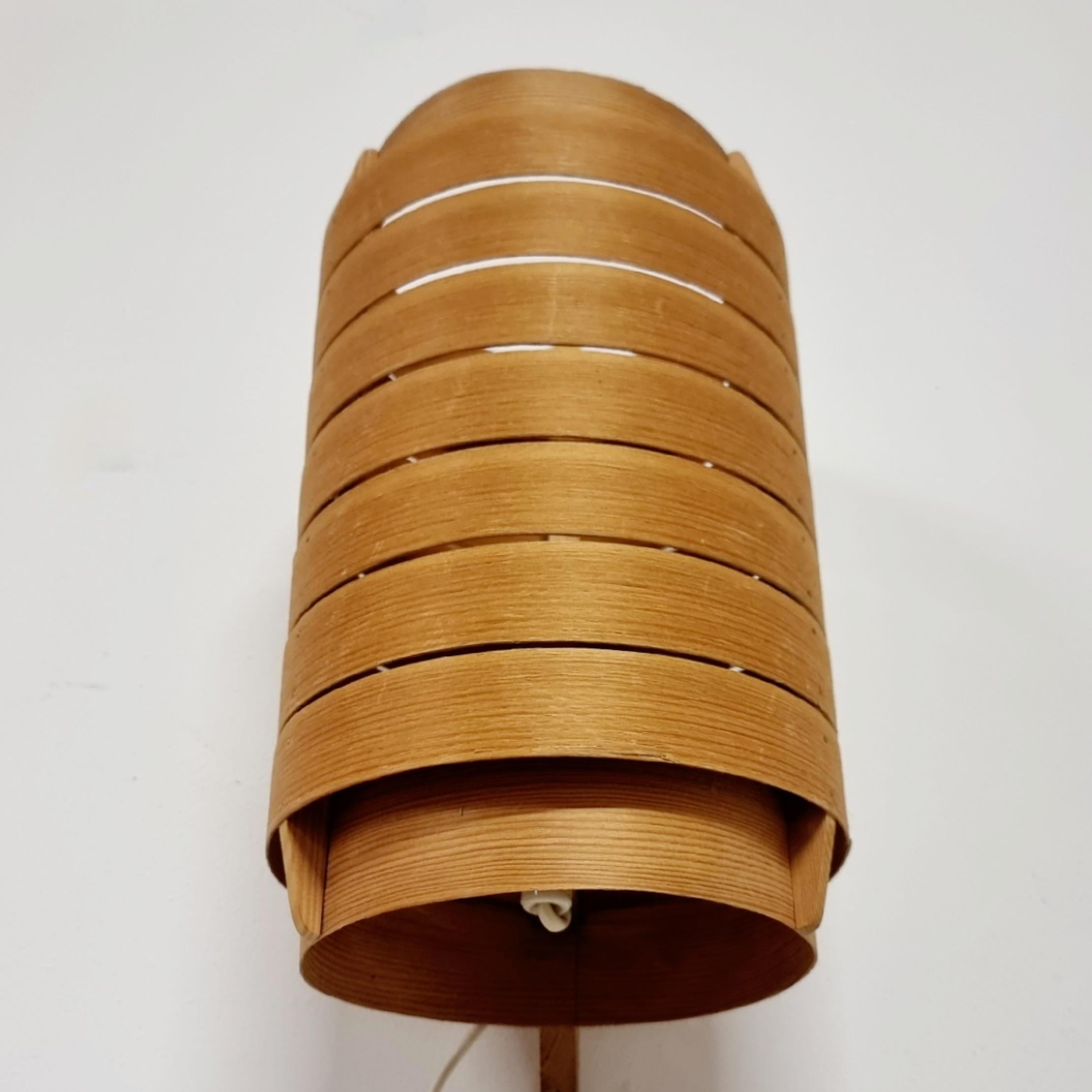 Hans Agne Jakobsson, Large Pine Wall Light, Markaryd Sweden, Scandinavian Modern For Sale 5