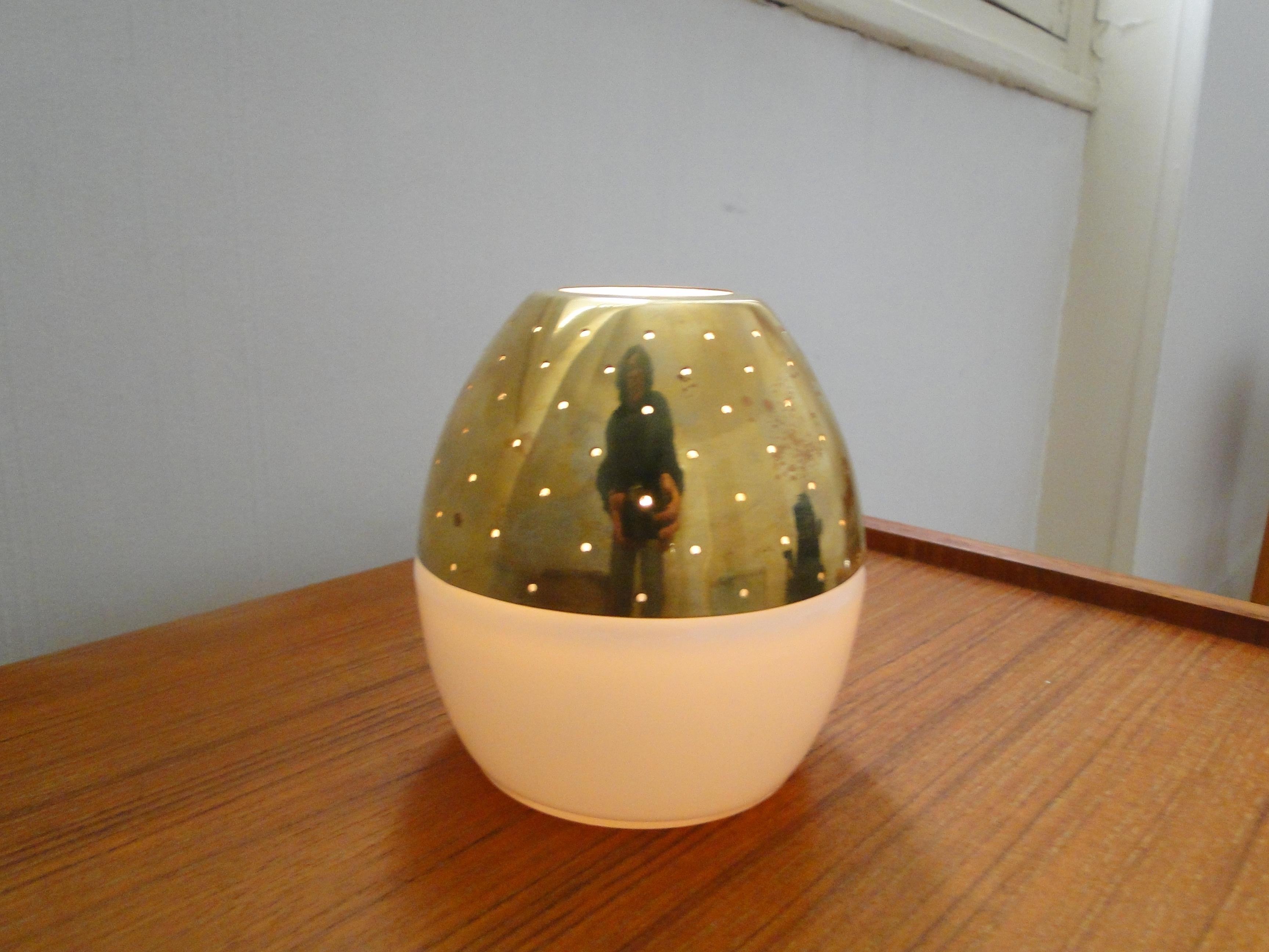Hans Agne Jakobsson Markaryd Candle Lantern Tealight Brass Glass White Lamp en vente 6