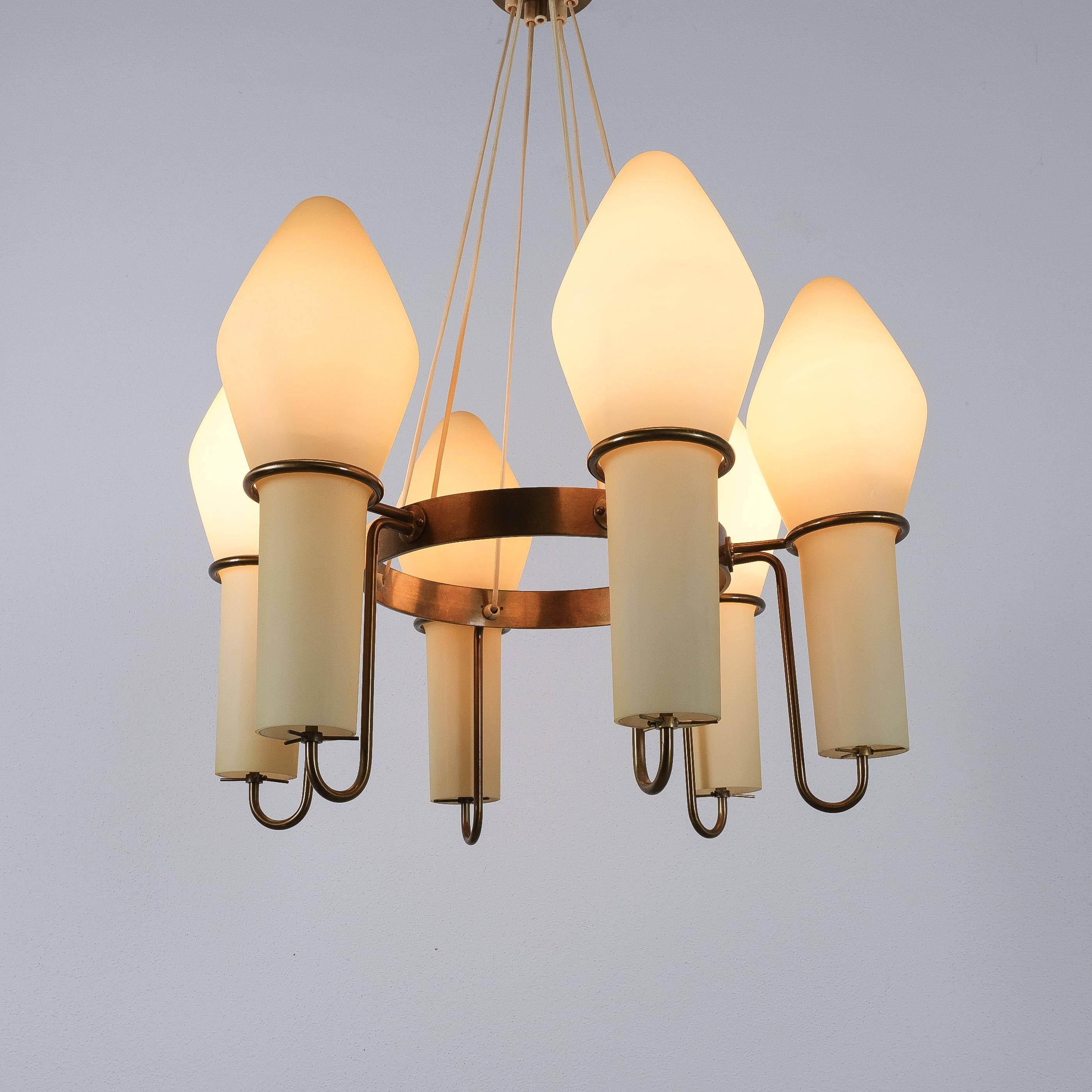 Hans-Agne Jakobsson Lustre Markaryd à six branches en laiton et verre, 1960 en vente 5