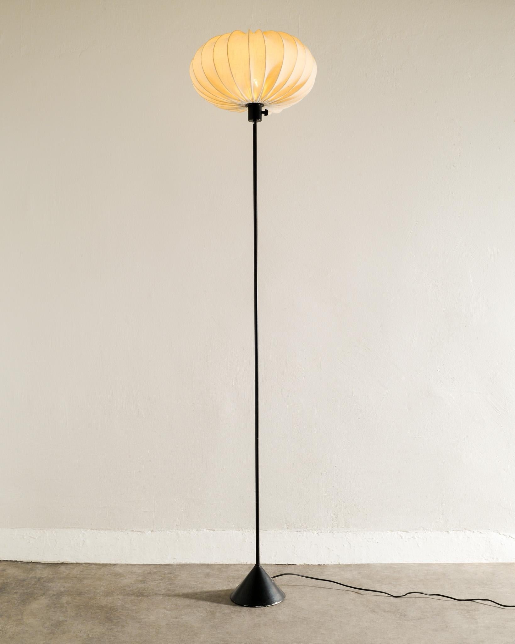 Scandinavian Modern Hans-Agne Jakobsson Mid Century Floor Lamp Model 