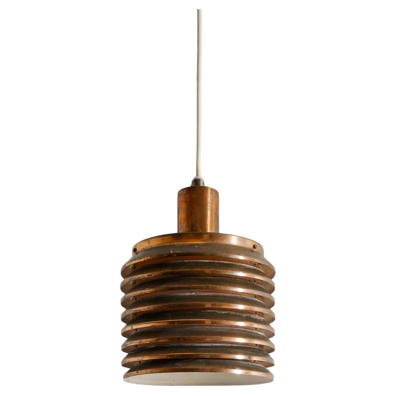 Hans-Agne Jakobsson Lampada a sospensione da soffitto in rame di metà secolo "T-642", anni '50