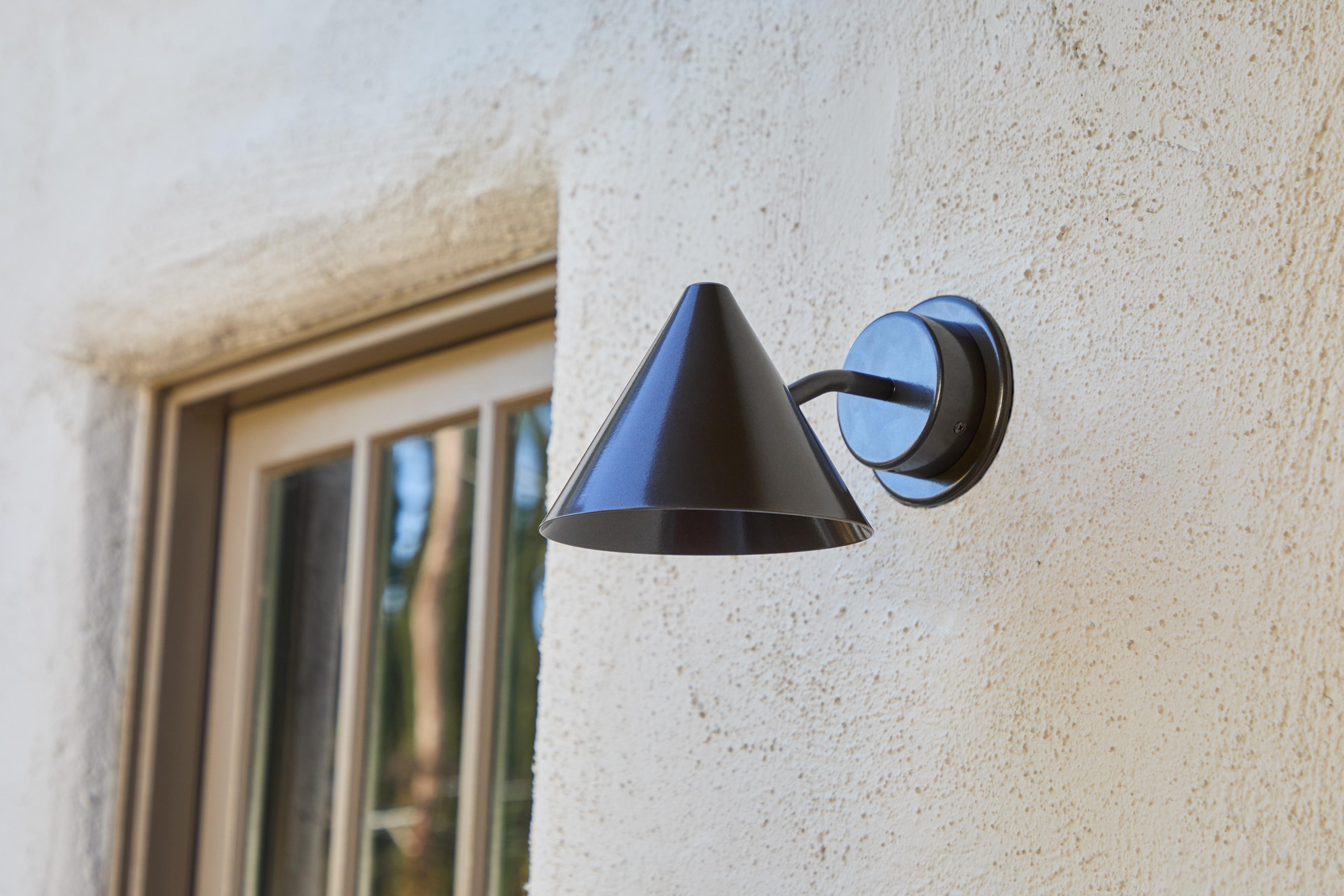 Swedish Hans-Agne Jakobsson 'Mini-Tratten' Outdoor Sconce in Painted Bronze For Sale