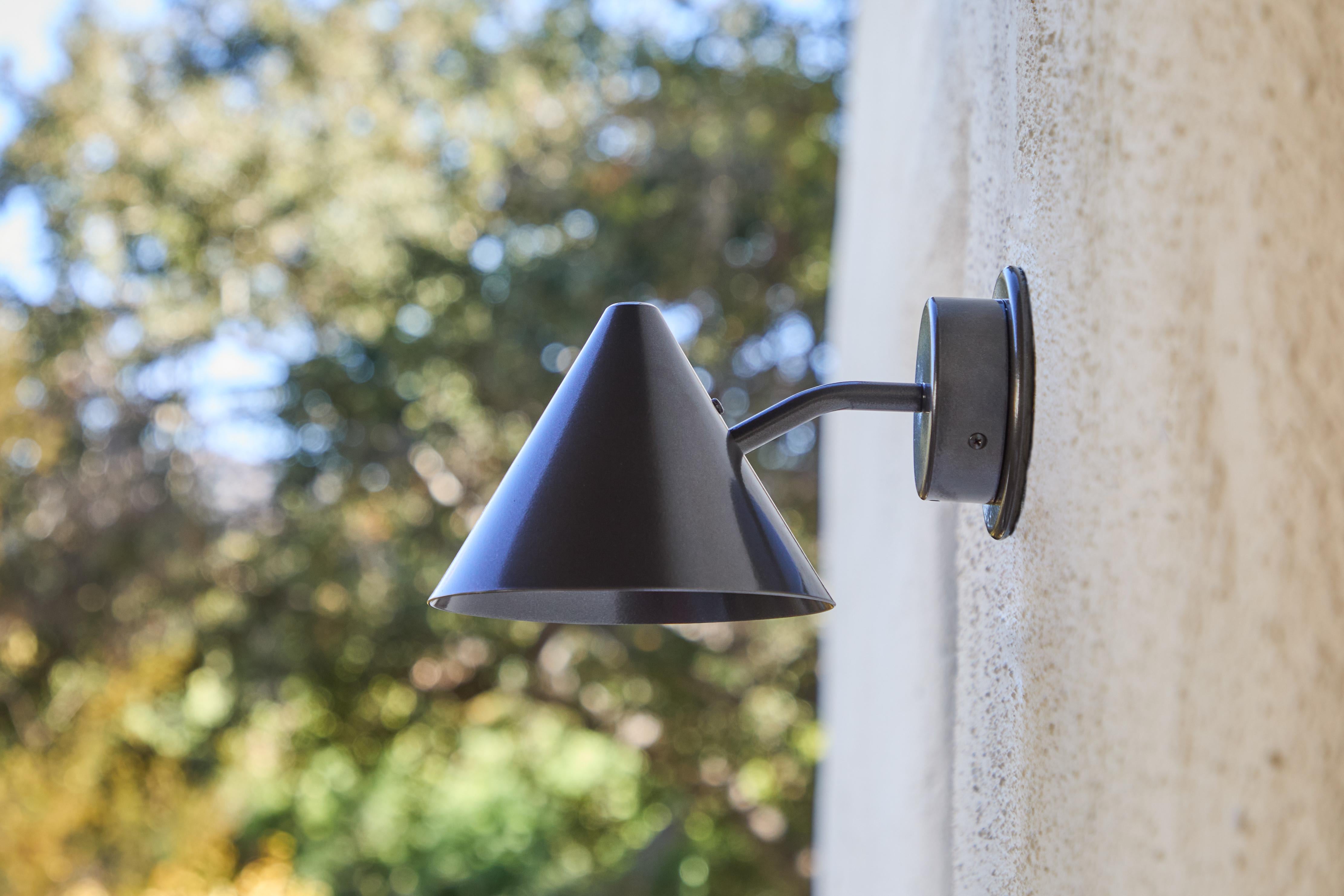 Metal Hans-Agne Jakobsson 'Mini-Tratten' Outdoor Sconce in Painted Bronze For Sale