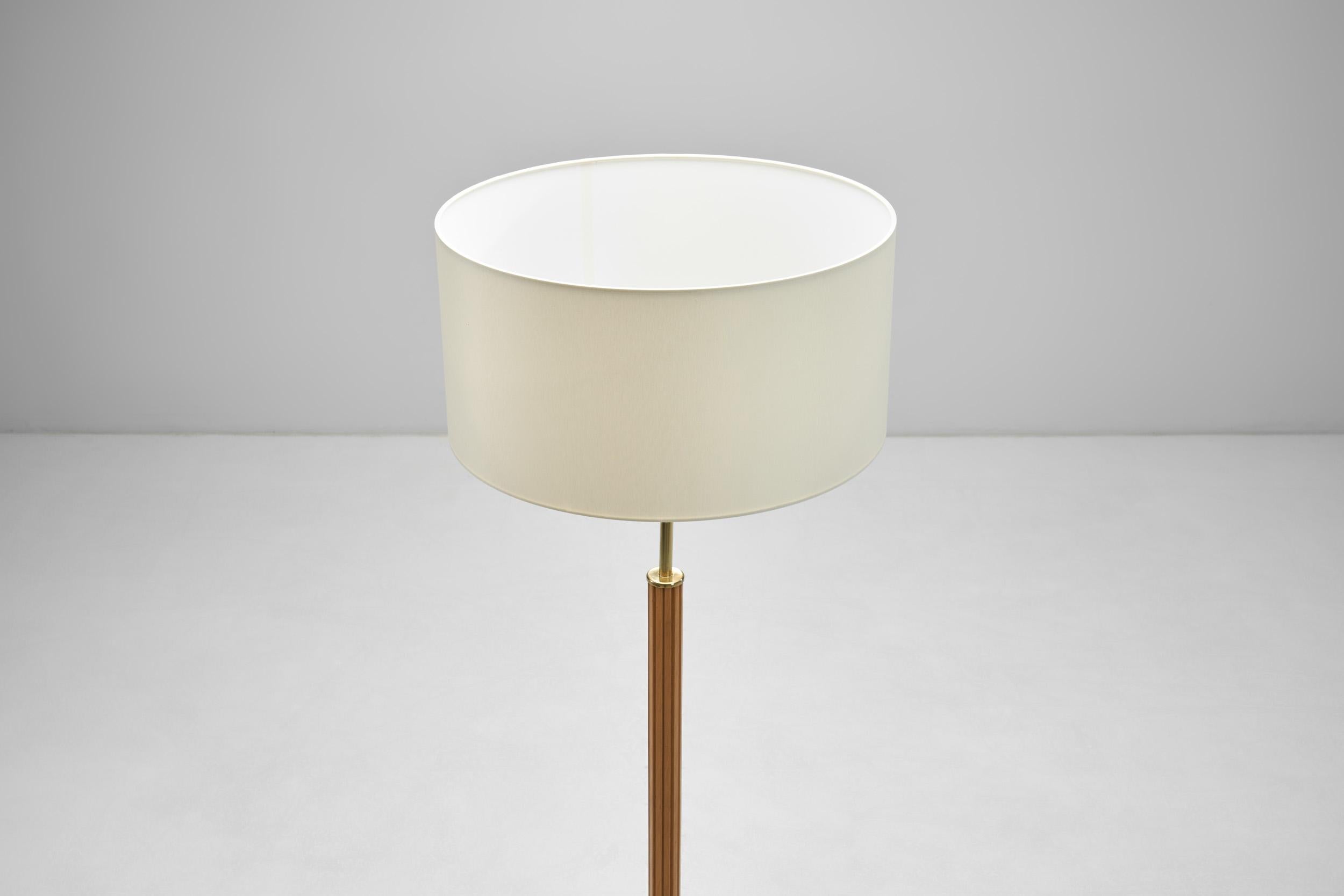 Lampadaire «7373 » de Hans-Agne Jakobsson pour Markaryd, Suède 20e siècle en vente 3