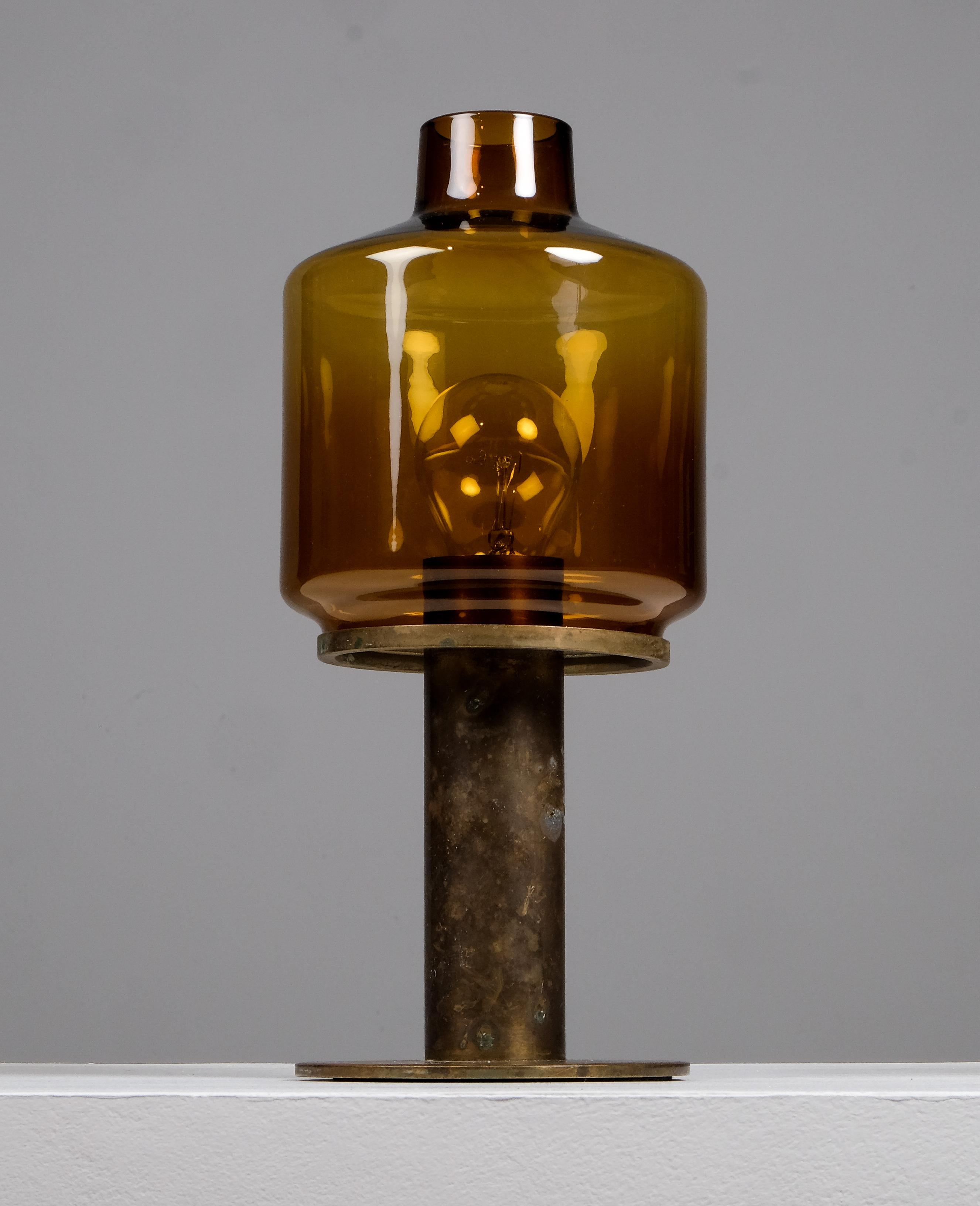 Hans-Agne Jakobsson Model B-102 Brass Table Lamp, 1960s For Sale 1