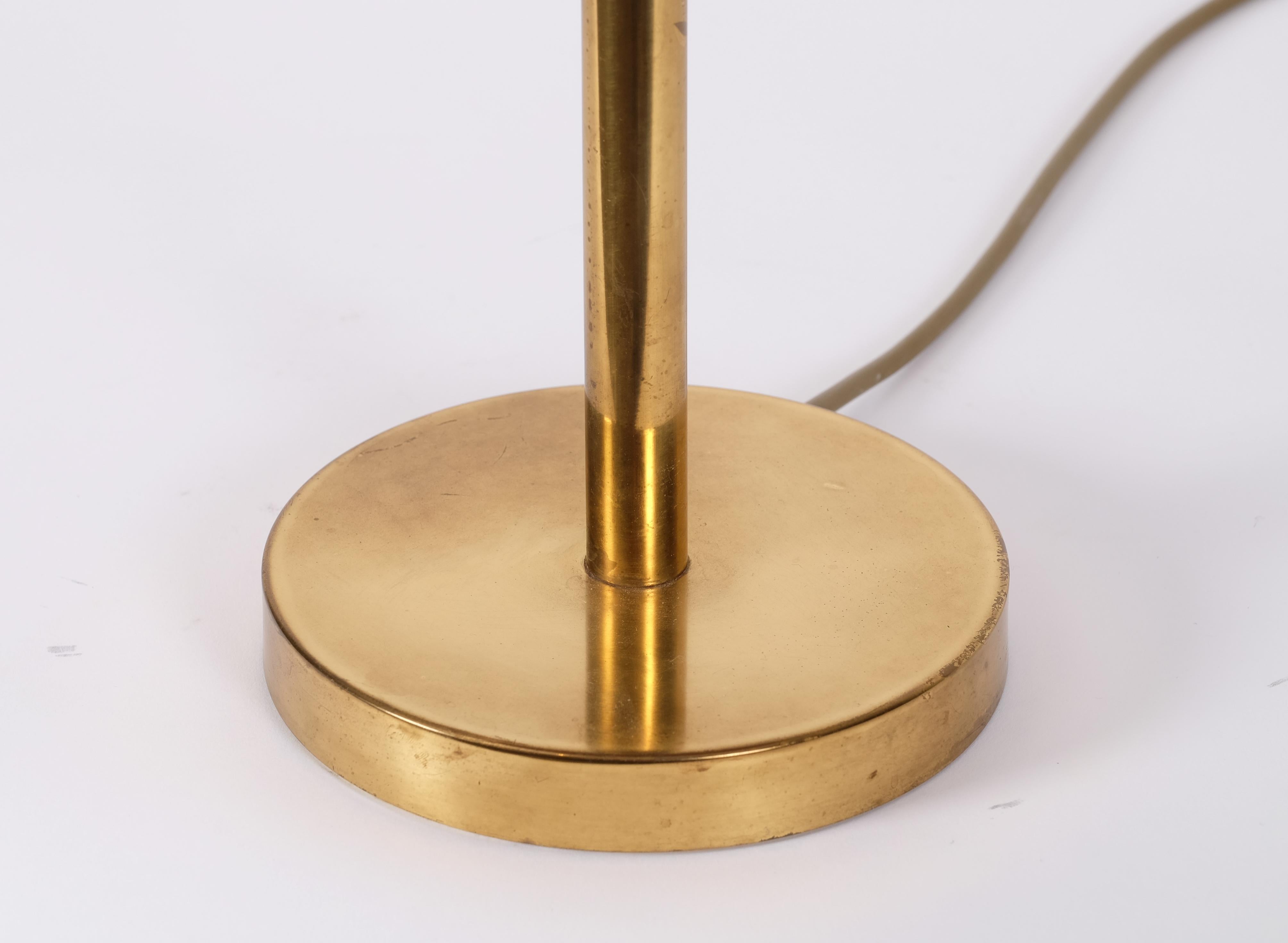 Mid-20th Century Hans-Agne Jakobsson Model B-138 Brass Table Lamp, 1960s For Sale
