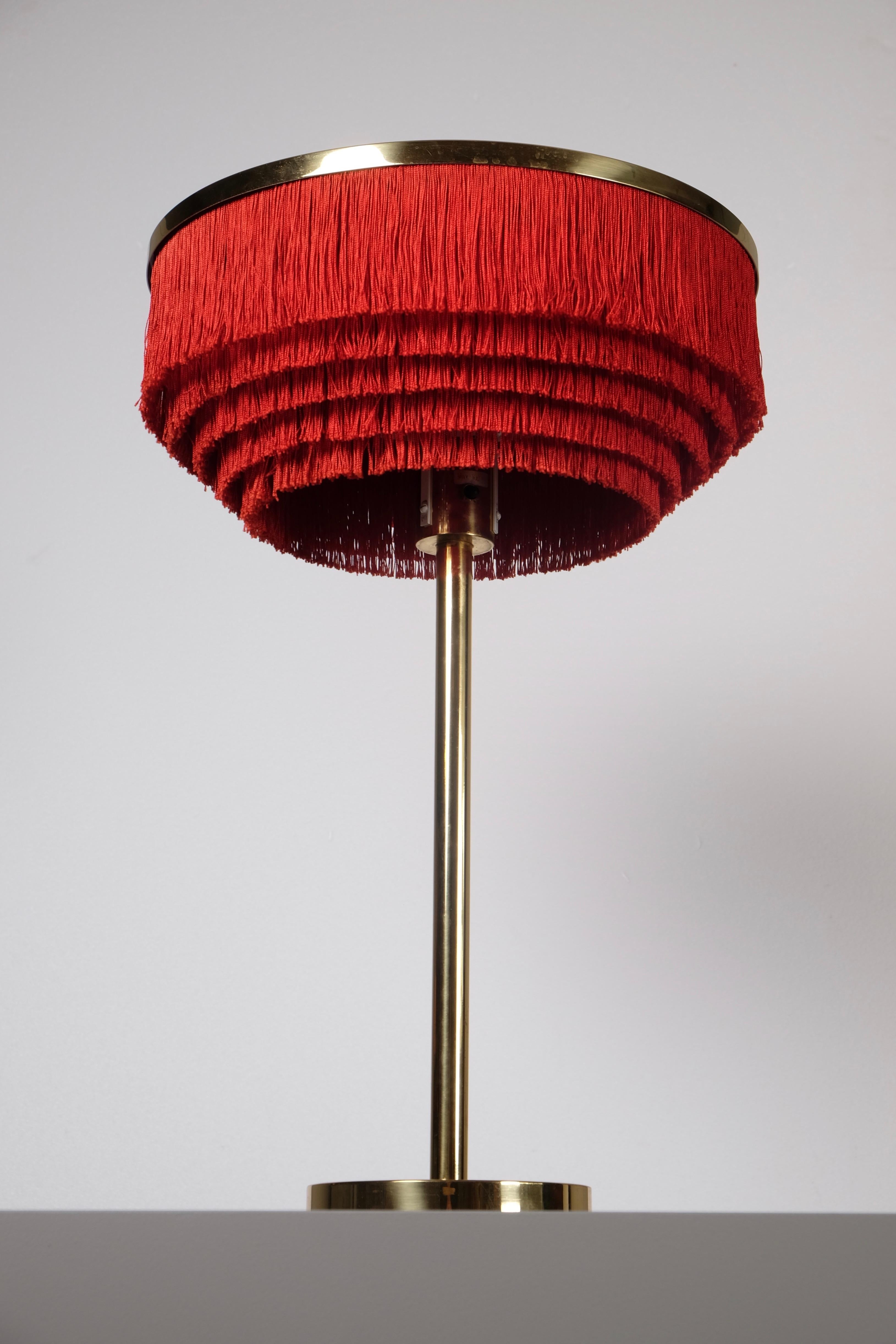 Hans-Agne Jakobsson Model B-138 Brass Table Lamp, 1960s For Sale 3
