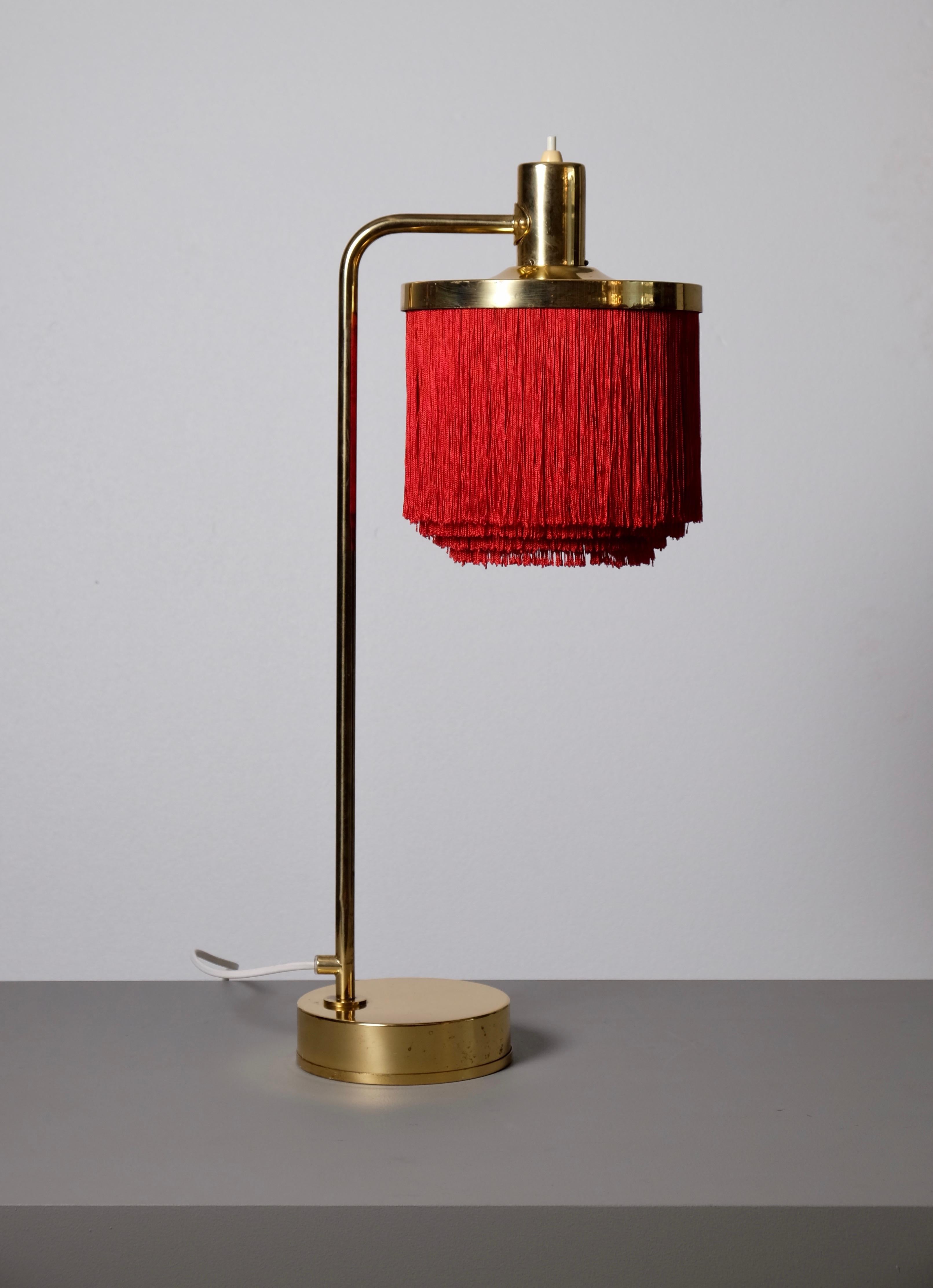 Hans-Agne Jakobsson Model B-140 Brass Table Lamp, 1960s For Sale 7