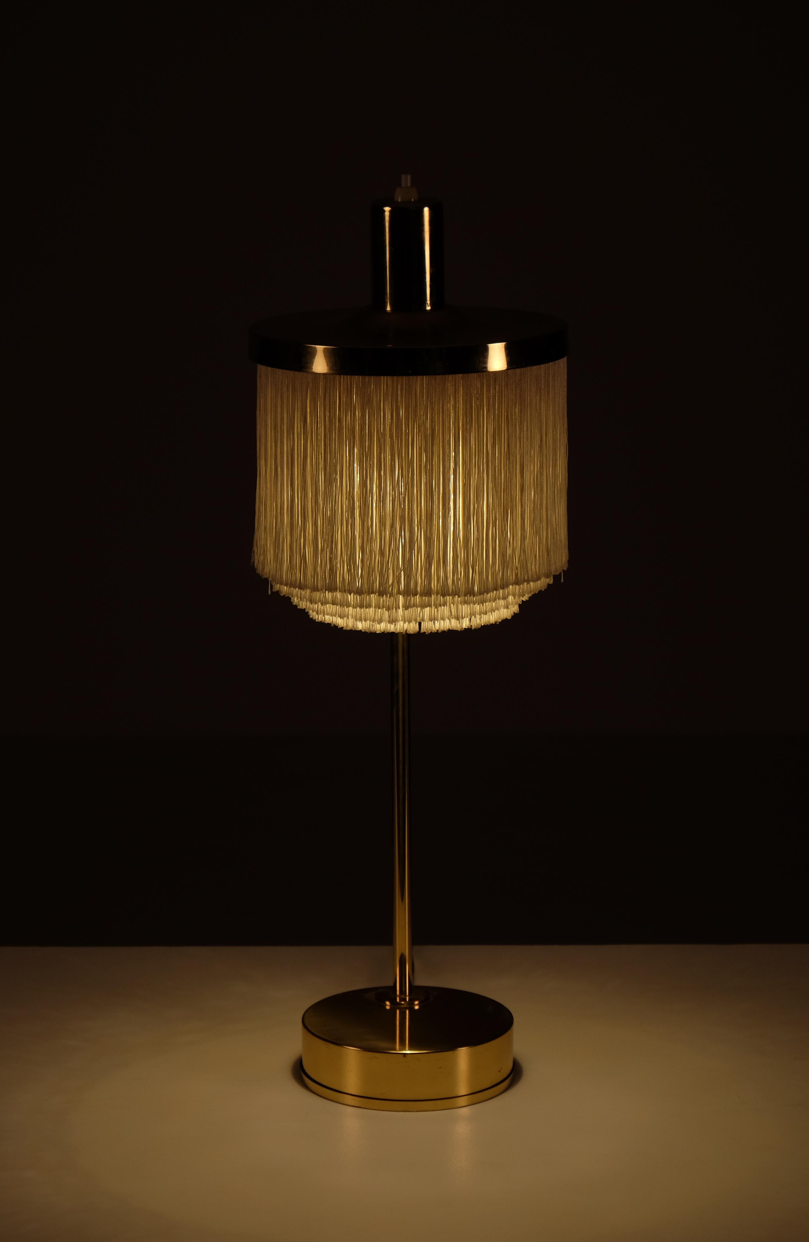 Laiton Lampe de bureau Hans-Agne Jakobsson modèle B-140 en laiton, années 1960 en vente