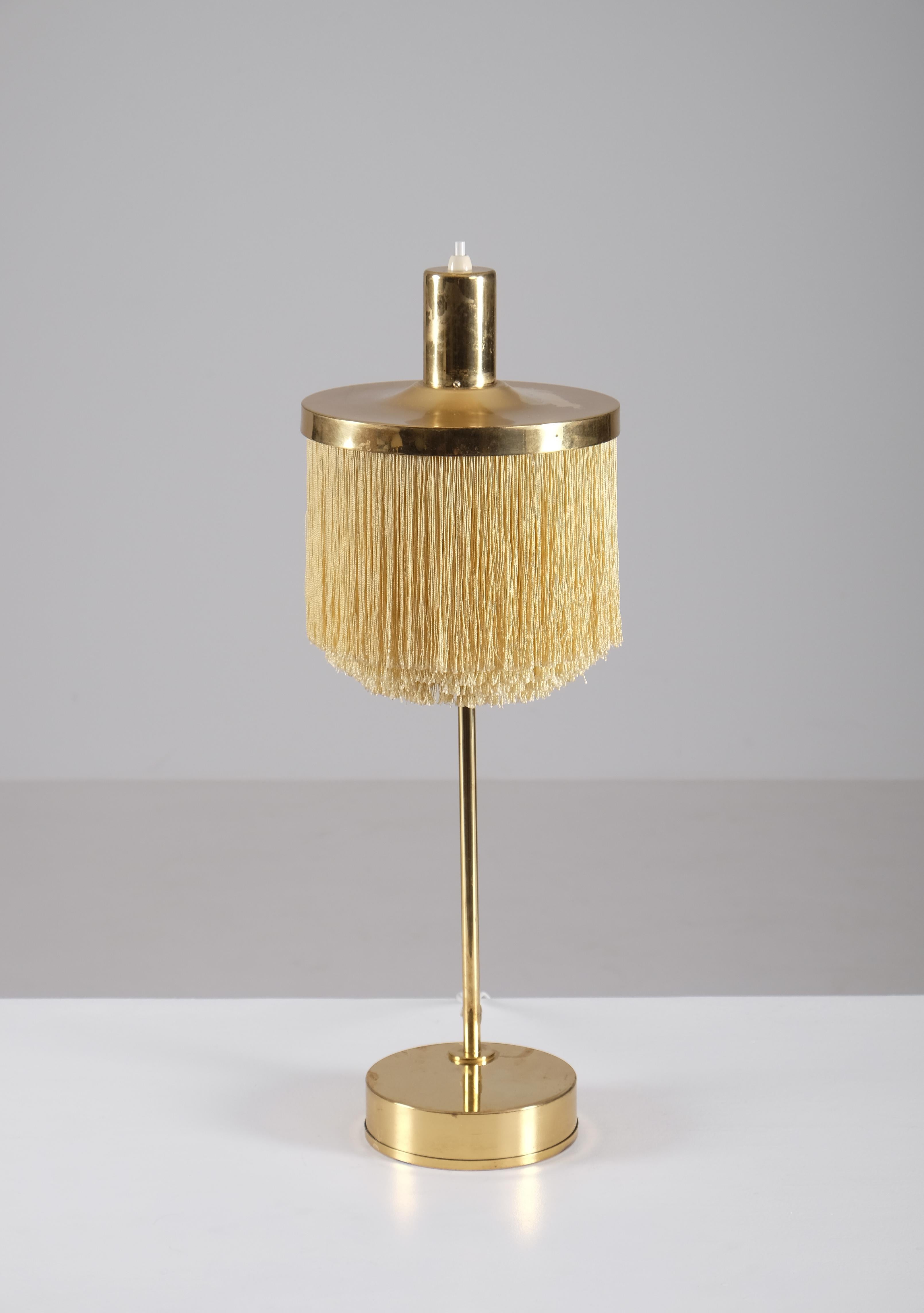 Lampe de bureau Hans-Agne Jakobsson modèle B-140 en laiton, années 1960 en vente 1
