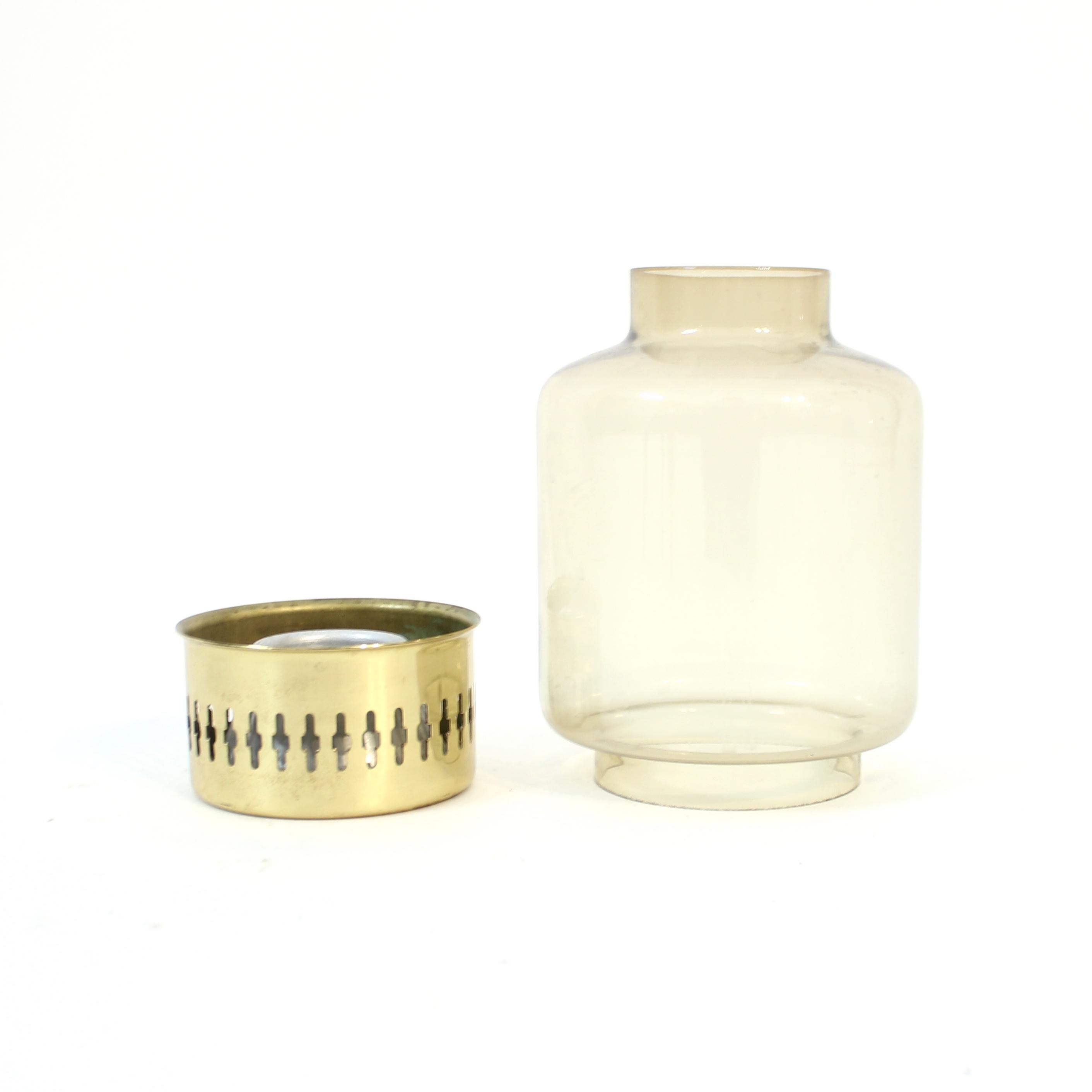 Hans-Agne Jakobsson, model L 95, brass and glass candle holder, 1960s In Good Condition For Sale In Uppsala, SE