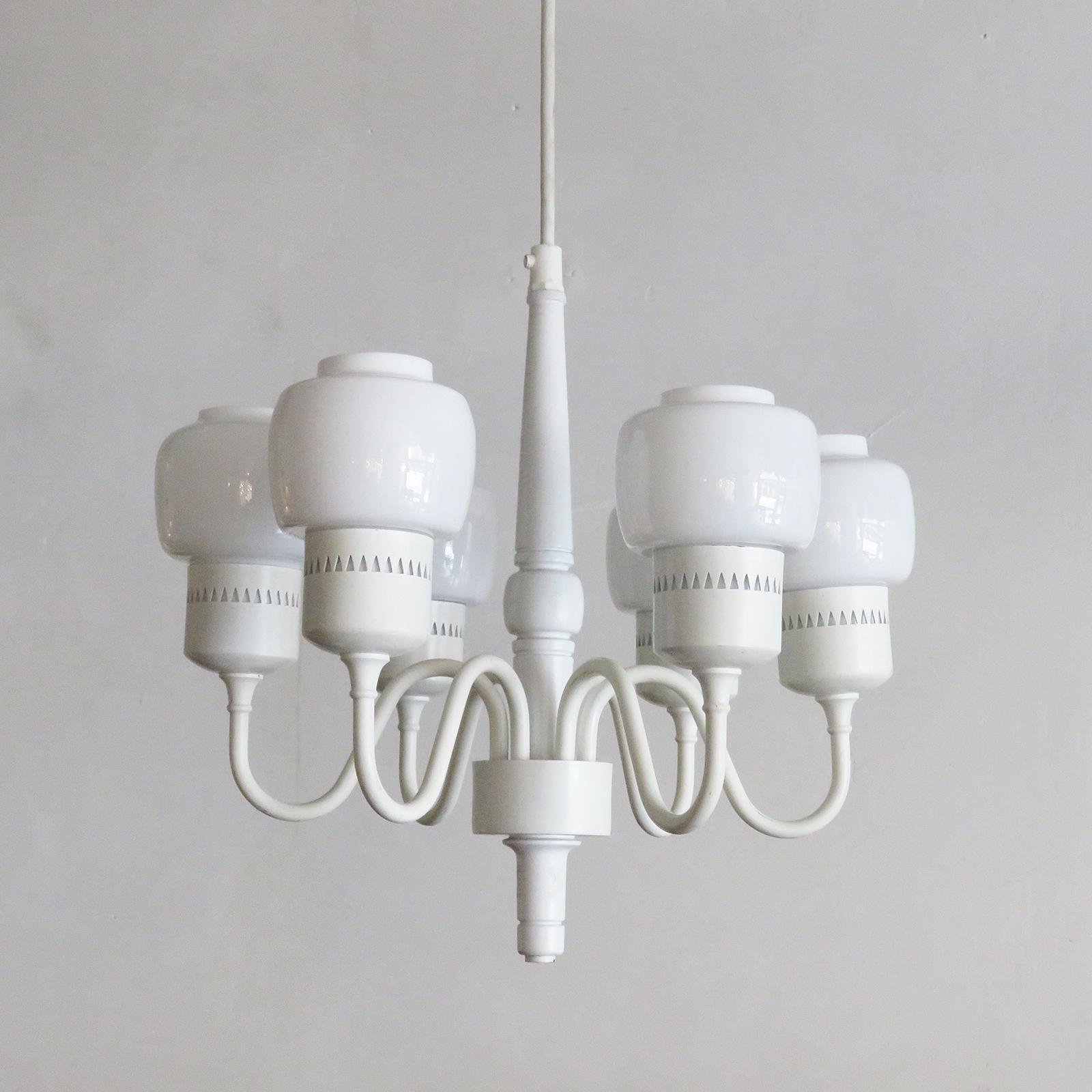 Wonderful pendant lamp Model T-526, designed by Hans-Agne Jakobsson for Markaryd, Sweden, 1960, with white enameled wood and metal frame and white glass bulb covers. The overall drop is adjustable, marked on the frame, wired for US standards, six