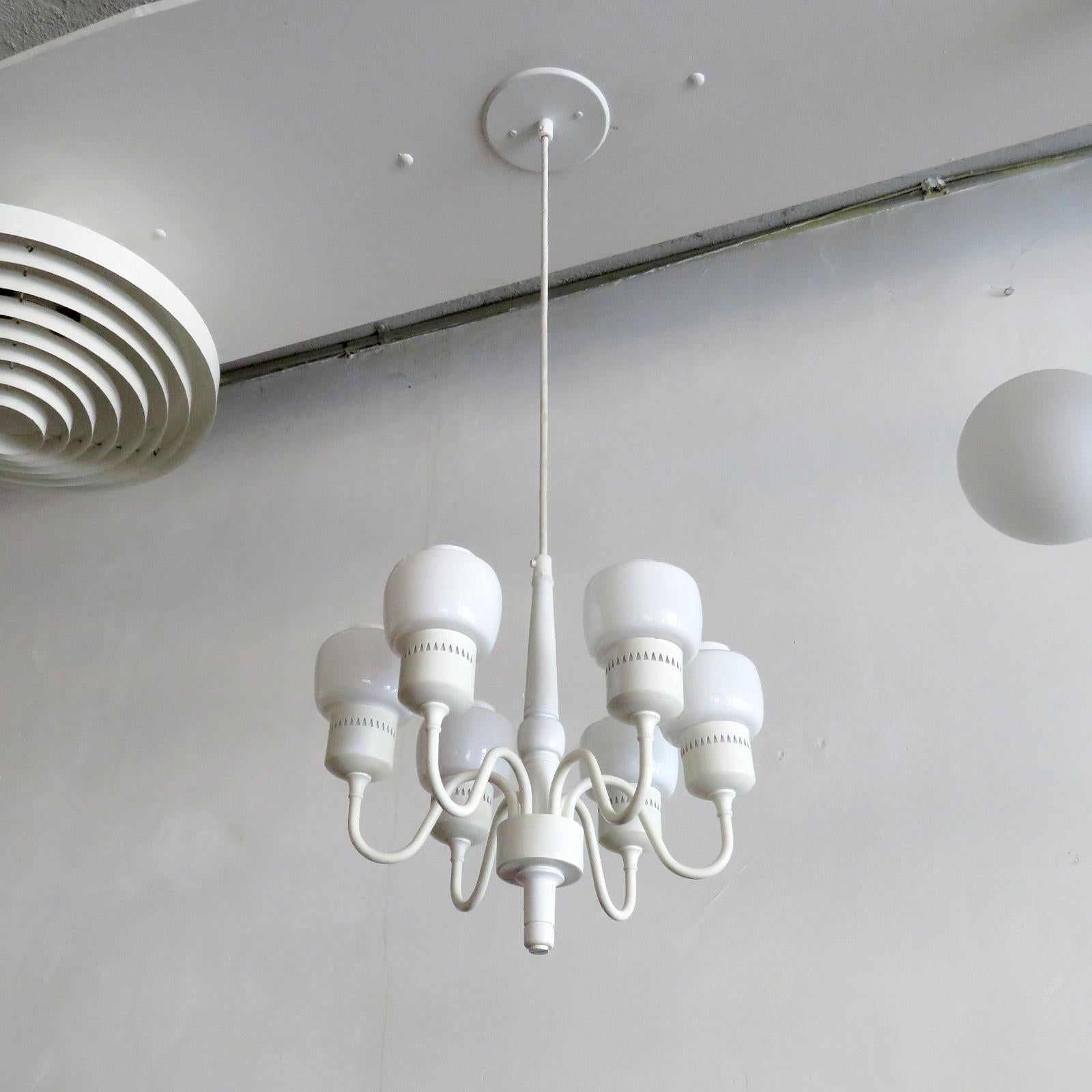 Scandinavo moderno Lampada a sospensione Hans-Agne Jakobsson Model T-526, 1960 in vendita