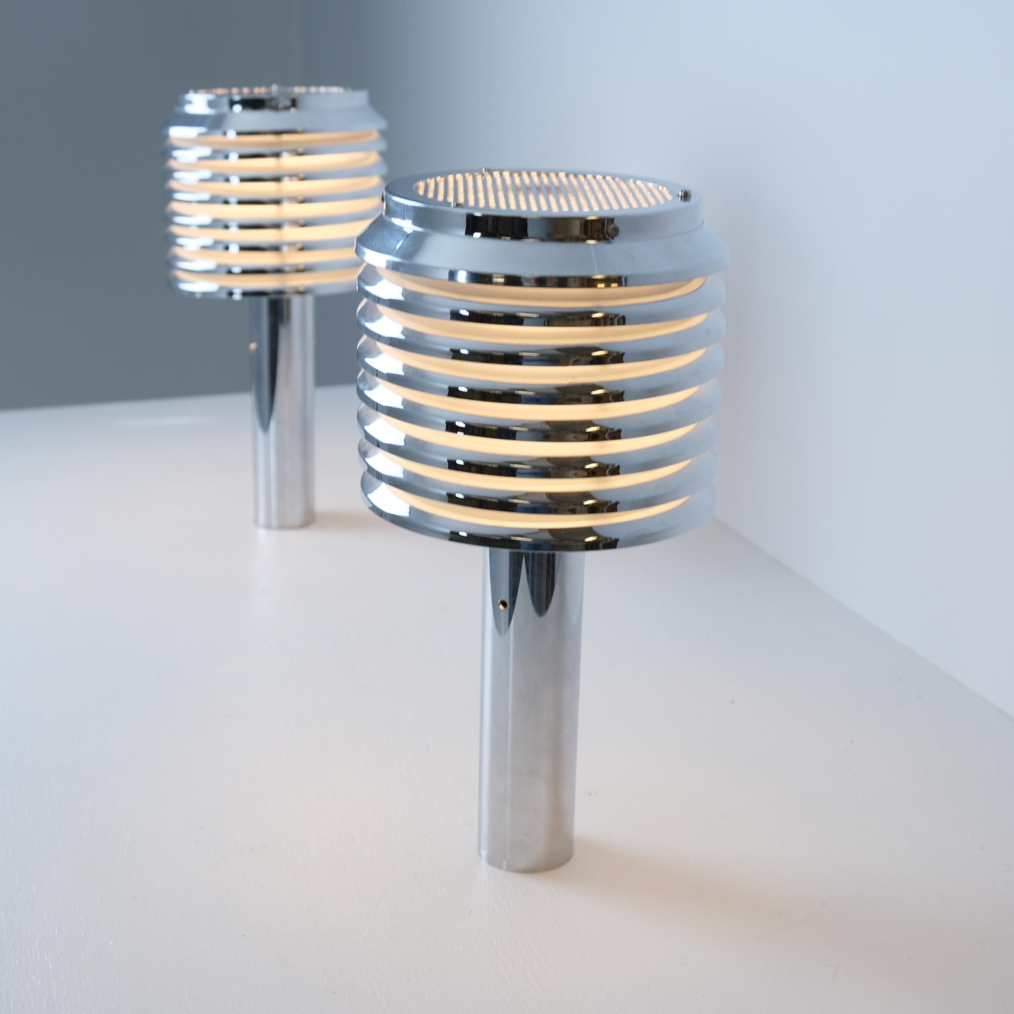 Scandinavian Modern Hans-Agne Jakobsson Pair of Chromed Table Mounted Lamps, Sweden 1970s For Sale