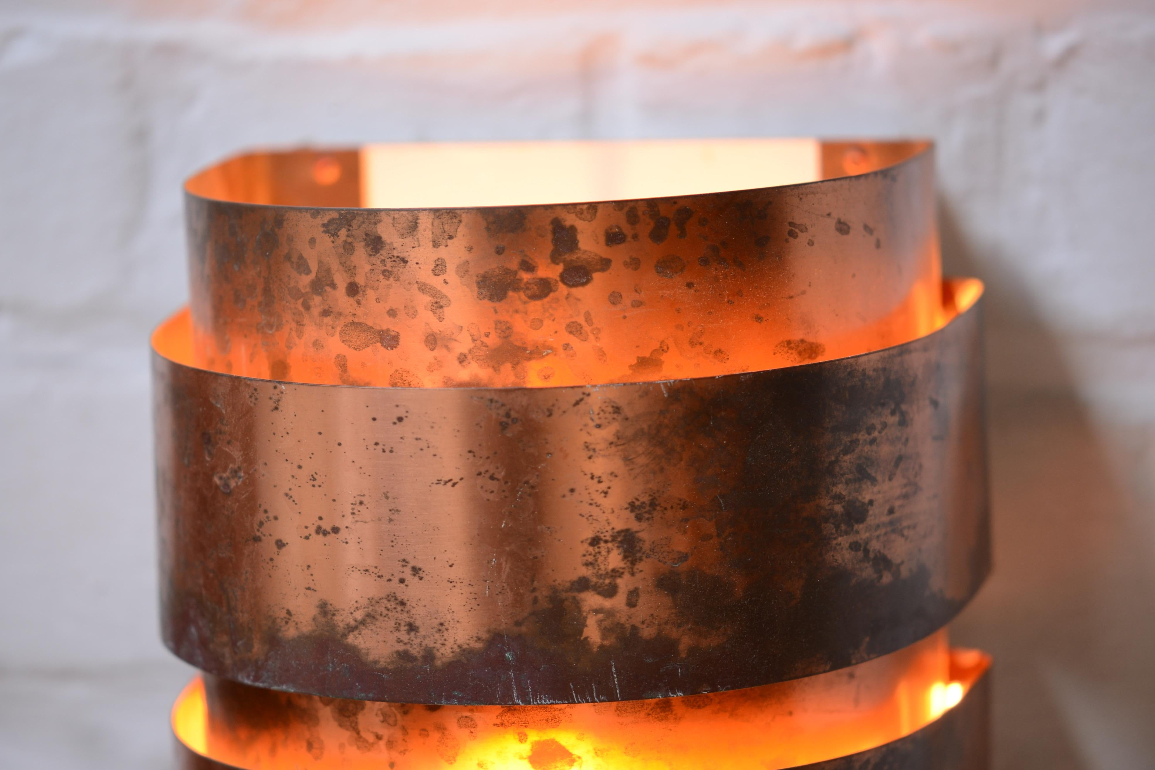 Hand-Crafted Hans Agne Jakobsson pair of Patinated Copper Wall Lamps, Sweden, 1960s For Sale