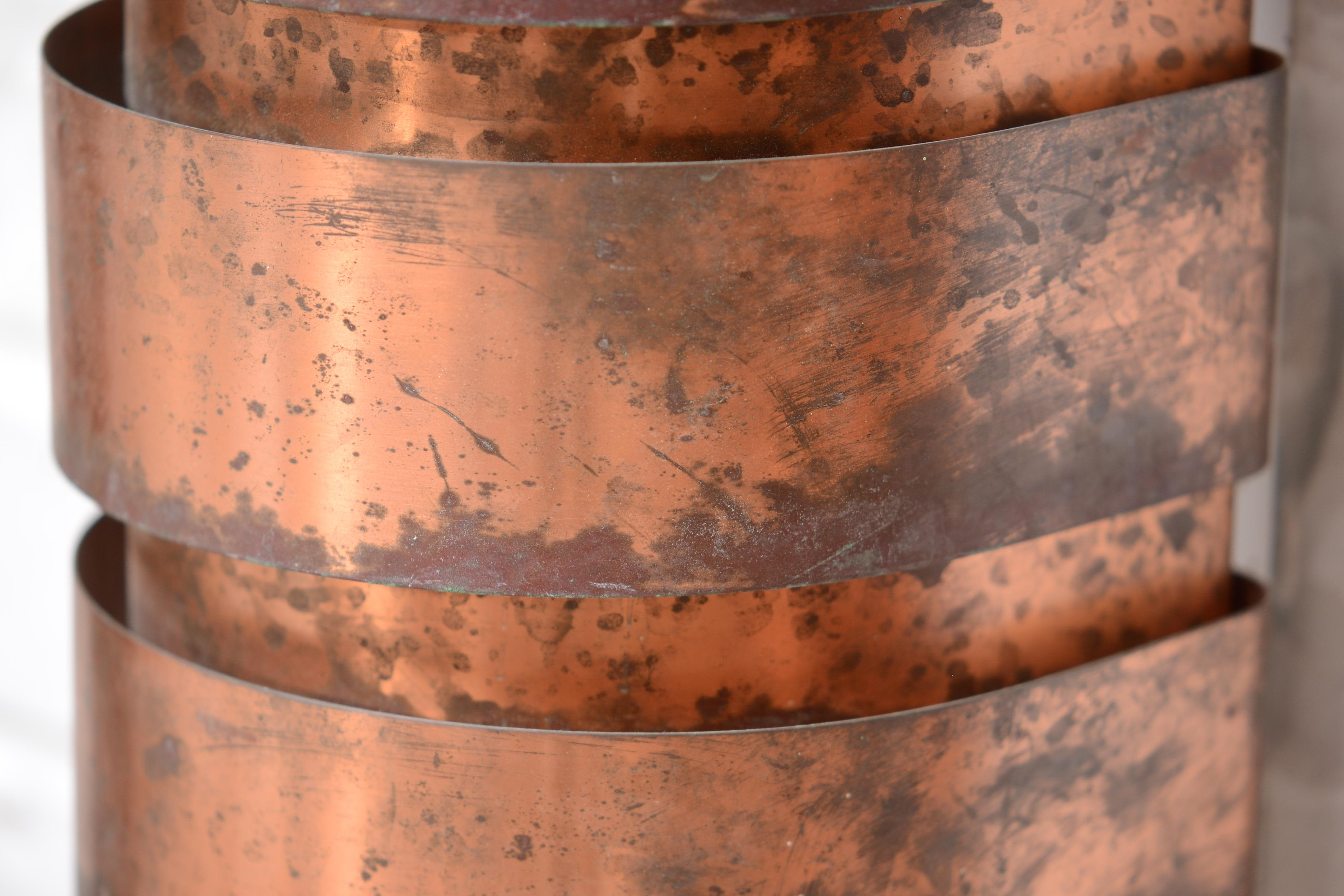 Mid-20th Century Hans Agne Jakobsson pair of Patinated Copper Wall Lamps, Sweden, 1960s For Sale