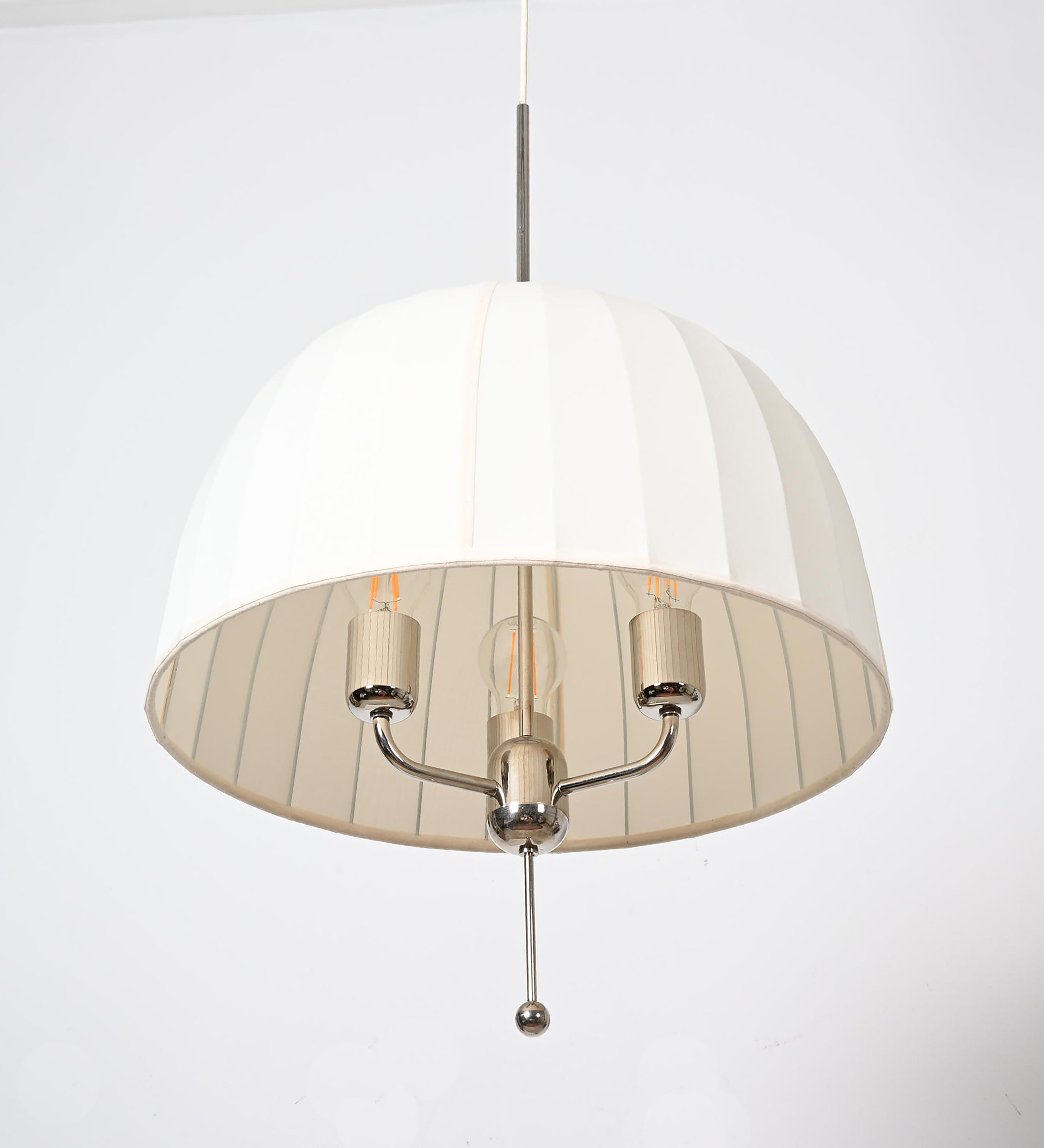 Ciondolo Hans-Agne Jakobsson 'Caroline' modello T549/3 Cromato In condizioni buone in vendita a Vienna, AT