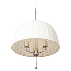 Kronleuchter und Hängelampen