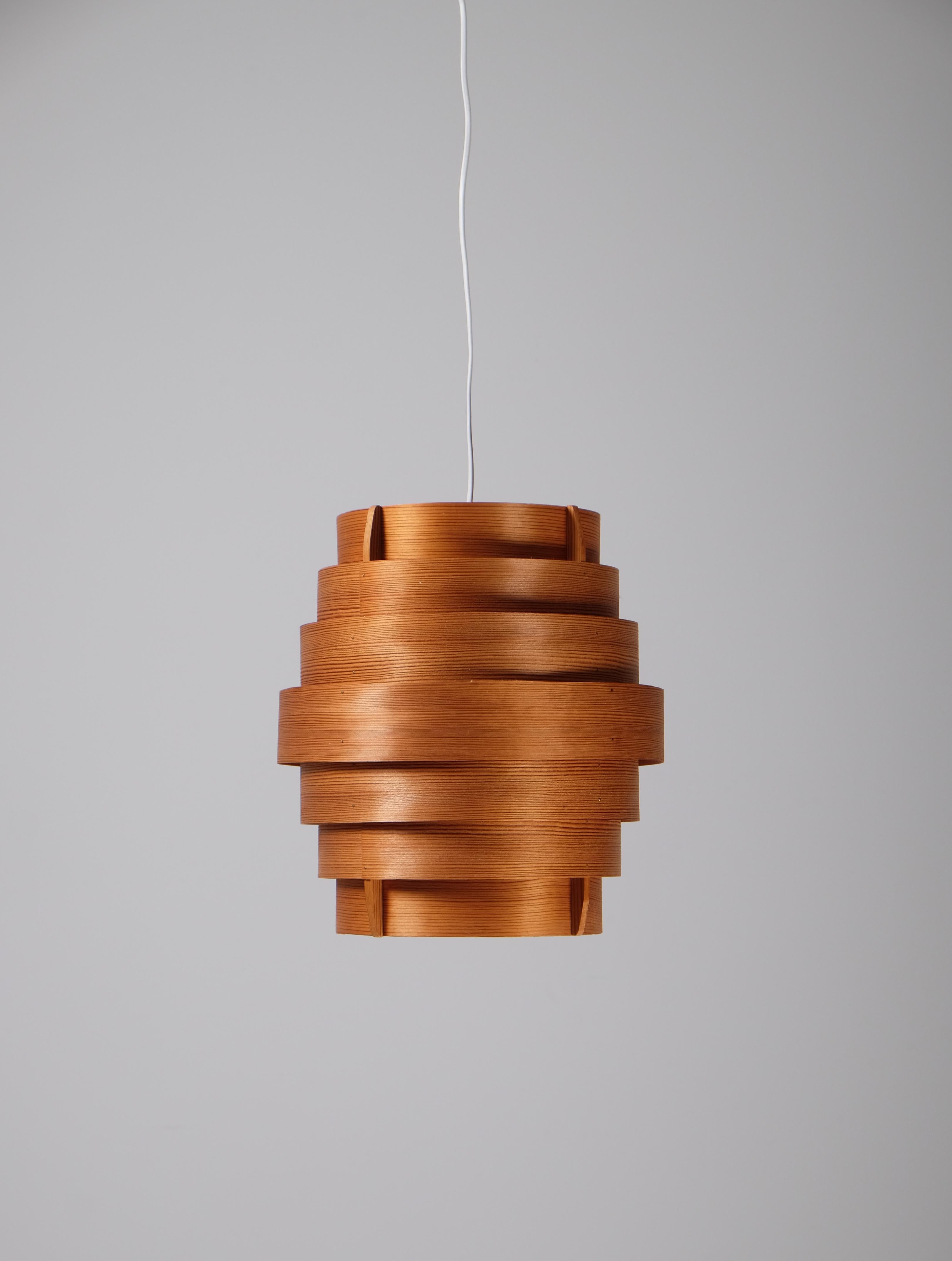Pendentif Hans-Agne Jakobsson, Suède, années 1970 Bon état - En vente à Stockholm, SE