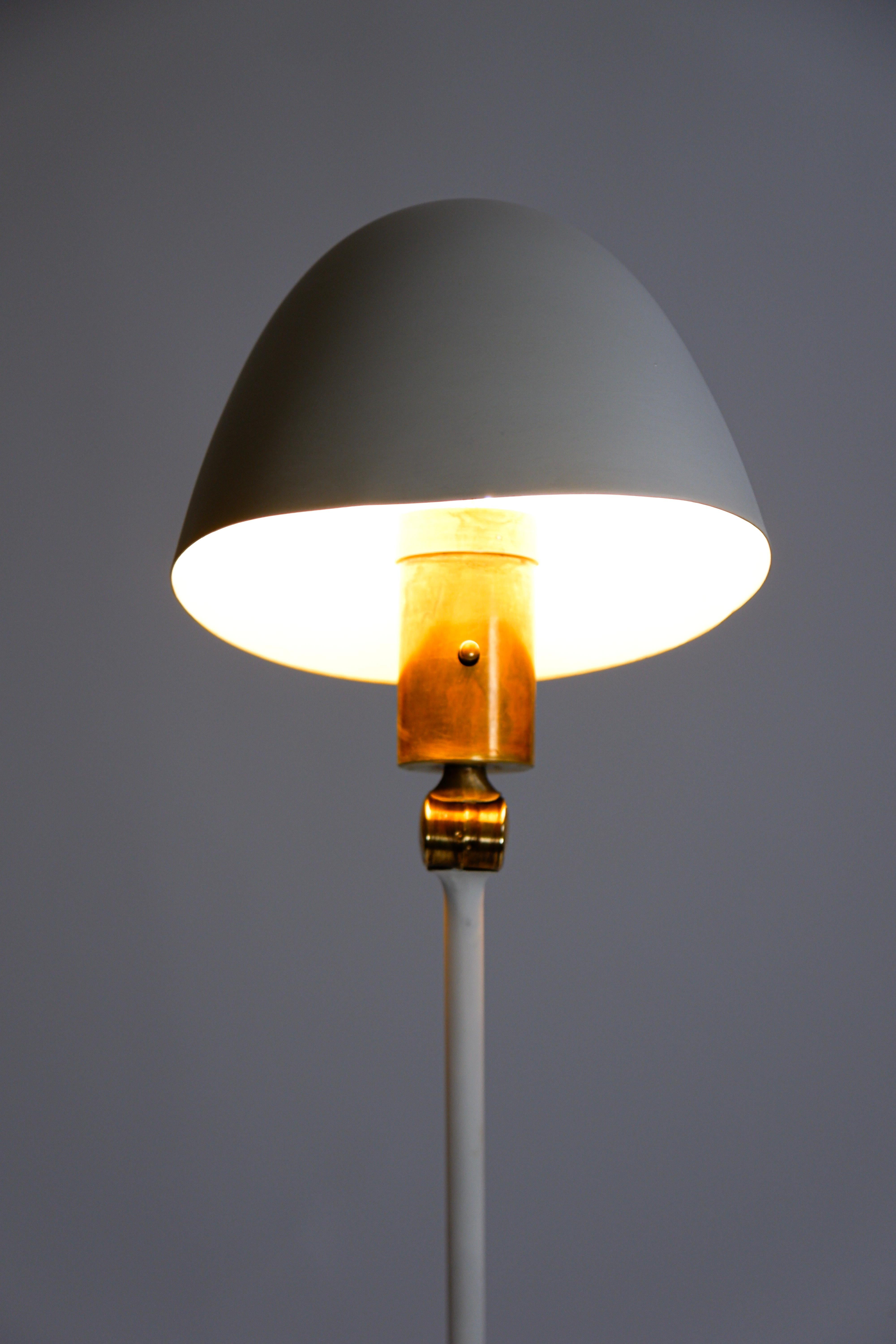 Rara lámpara de pie G33 de Hans-Agne Jakobsson circa 1960 en venta 4