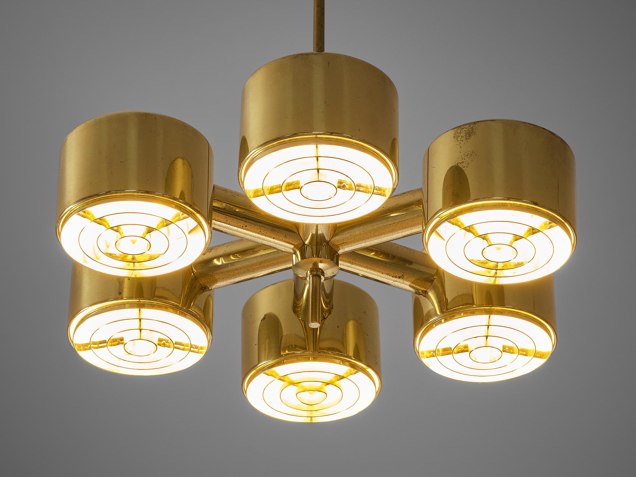 Hans-Agne Jakobsson Round Chandelier in Brass In Good Condition In Waalwijk, NL