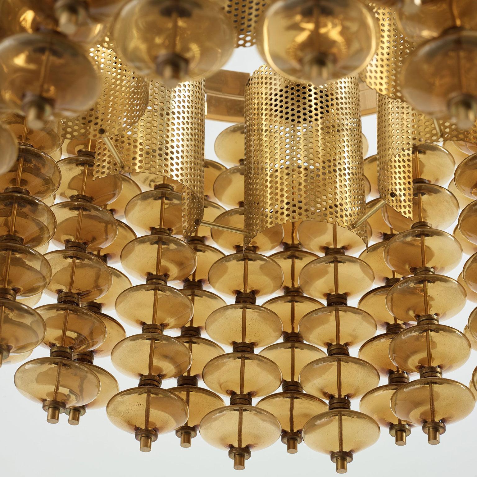 Hans-Agne Jakobsson Scandinavian Modern Chandelier Estrella T-580 in Amber In Good Condition In Stockholm, SE