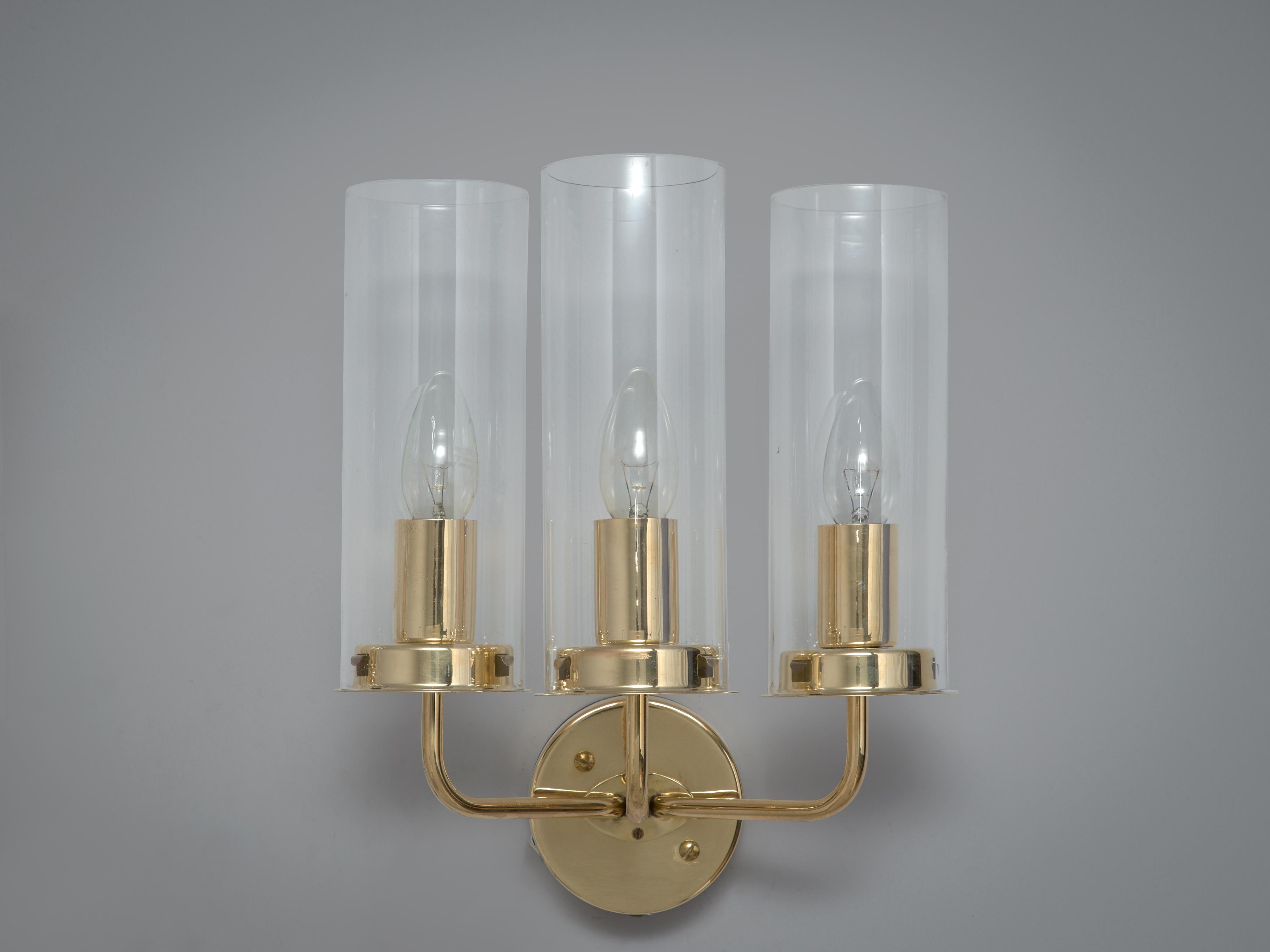 Hans-Agne Jakobsson 'Sonata' Wall Light in Glass and Brass  In Good Condition For Sale In Waalwijk, NL