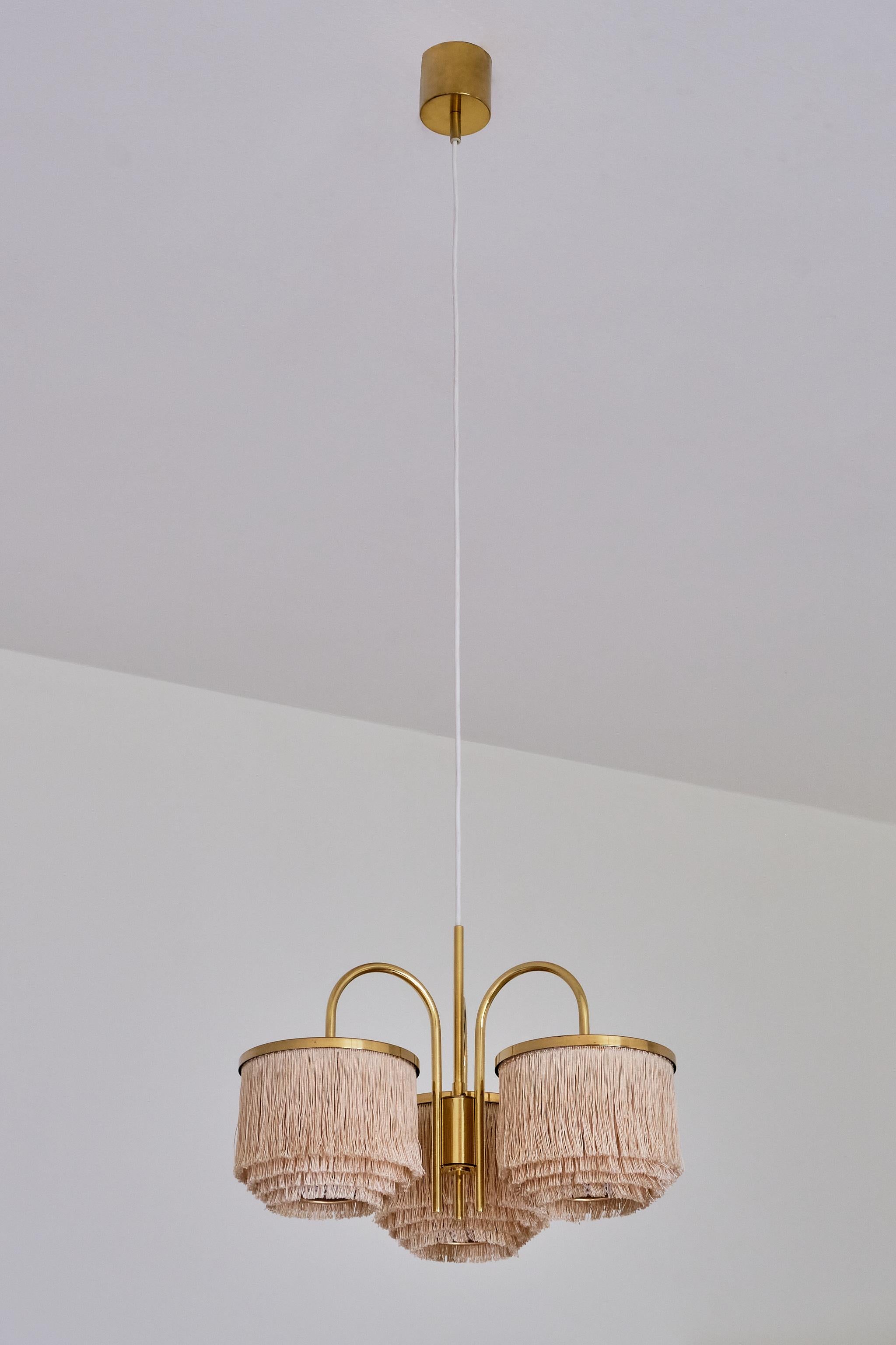 Hans-Agne Jakobsson T608 Three Arm Pendant Light, Brass and Silk, Sweden, 1960s 9