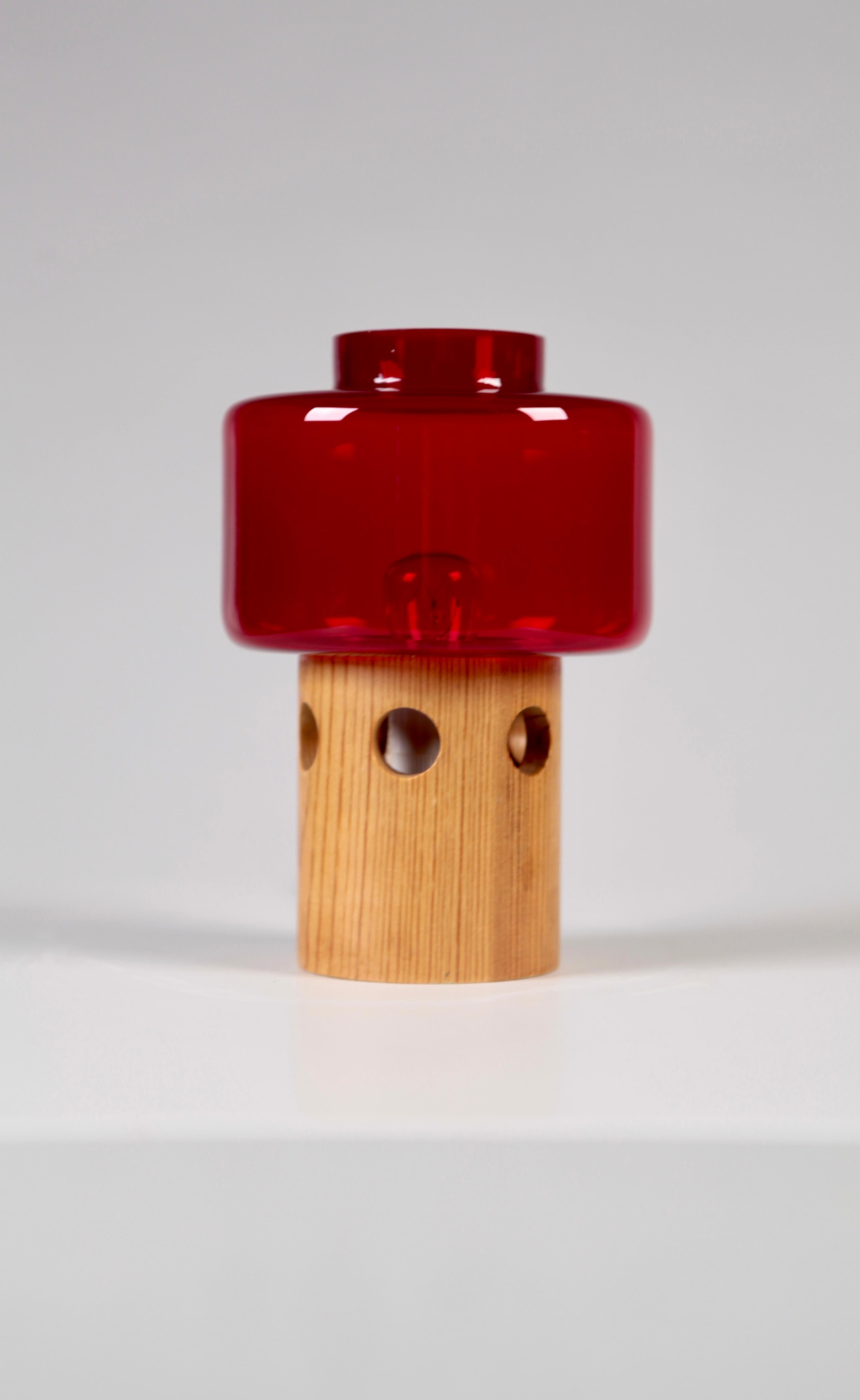 Swedish Hans-Agne Jakobsson, Table Lamp in Pine & Red Glass Shade, Sweden, 1960s