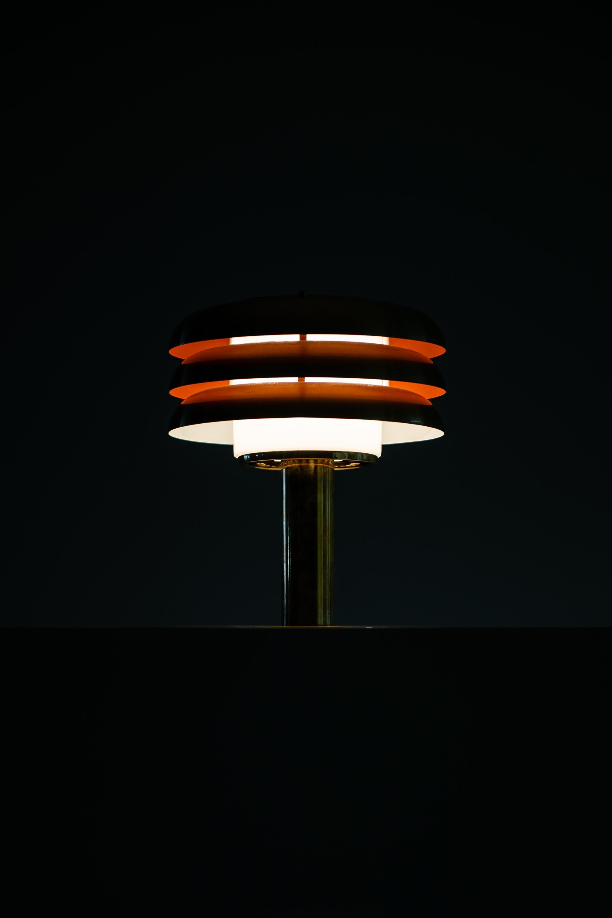 Mid-20th Century Hans-Agne Jakobsson Table Lamp Model B-102 by Hans-Agne Jakobsson in Sweden