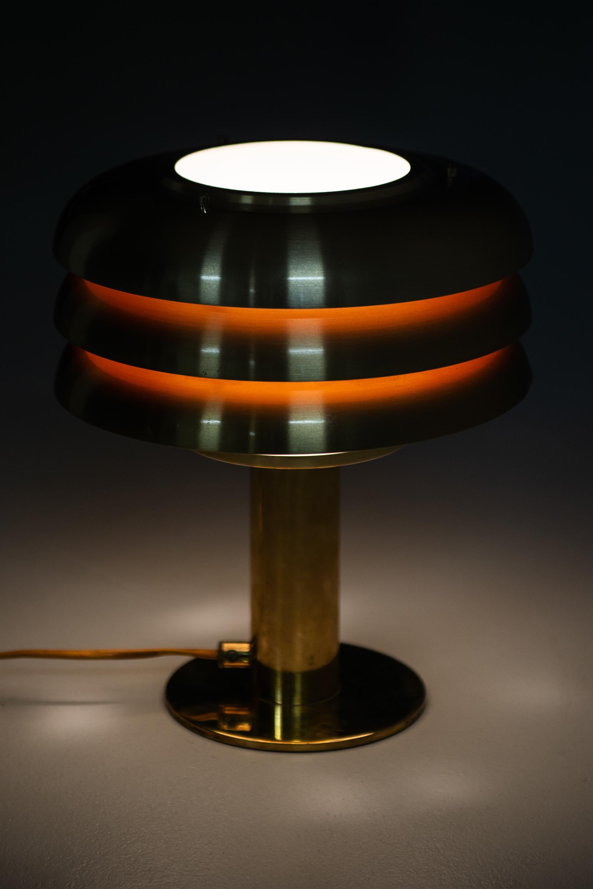 Hans-Agne Jakobsson Table Lamp Model B-102 by Hans-Agne Jakobsson in Sweden 2