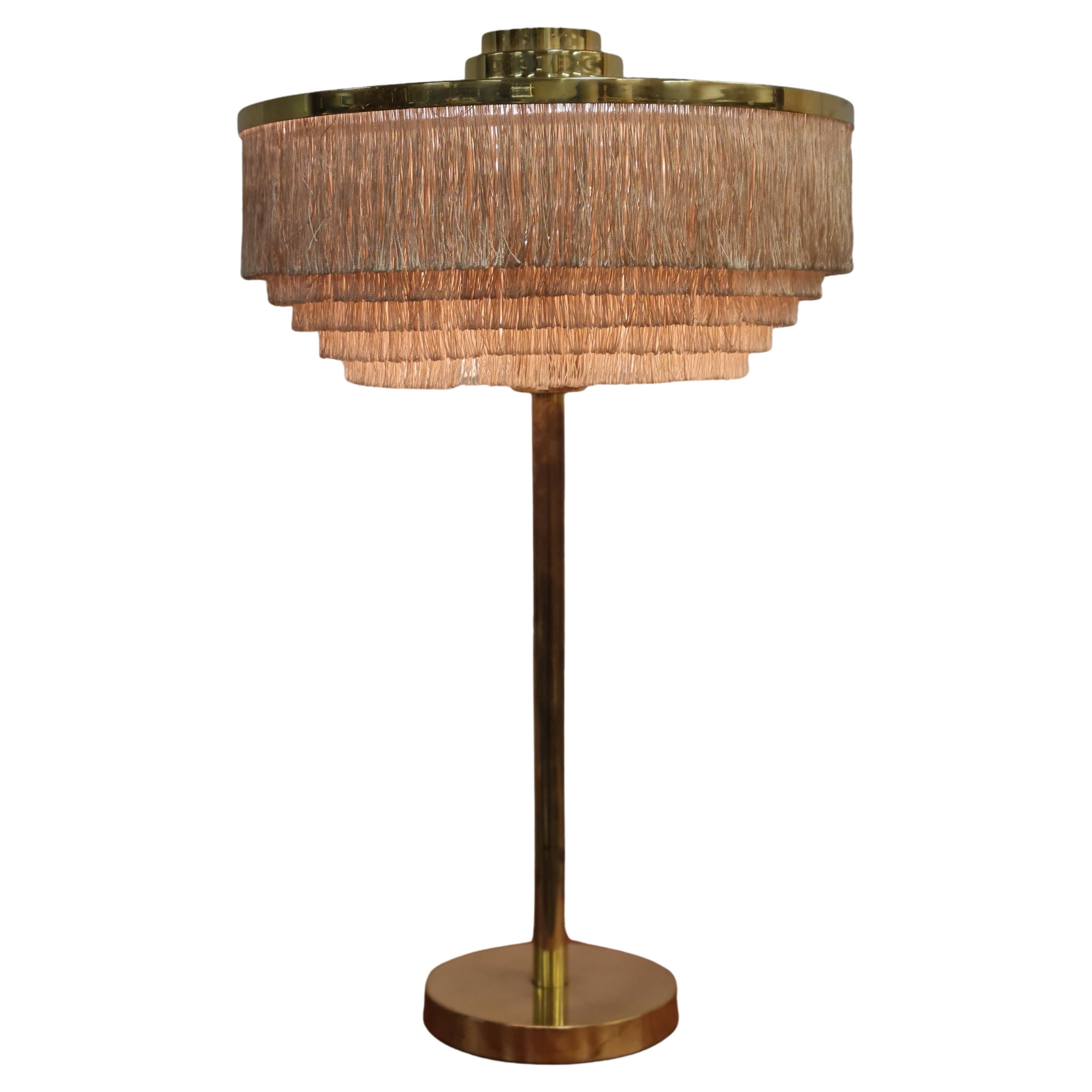 Lampe de bureau Hans-Agne Jakobsson modèle B-138 en laiton avec franges, Markaryd, années 1960