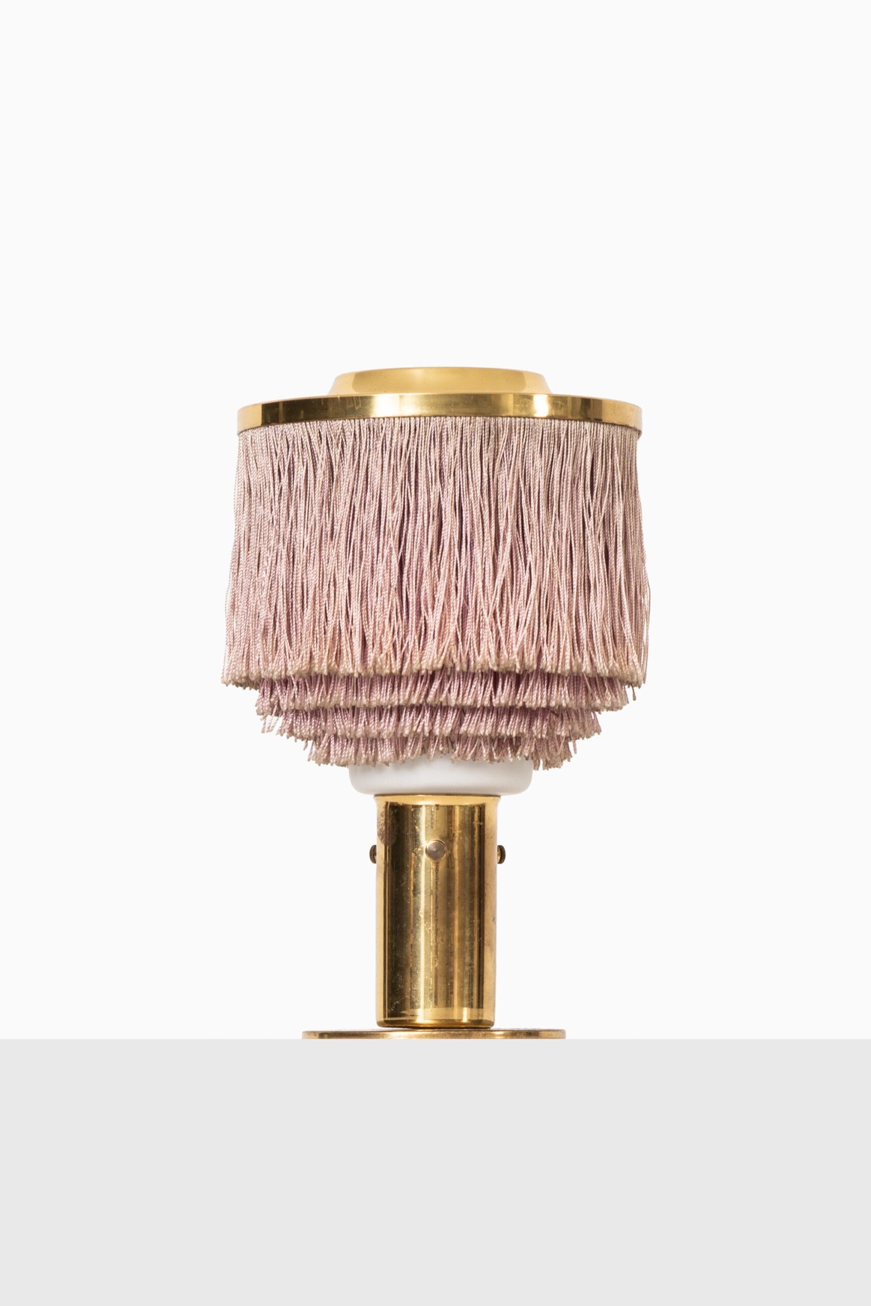 Swedish Hans-Agne Jakobsson Table Lamp Model B-145 by Hans-Agne Jakobsson in Markaryd